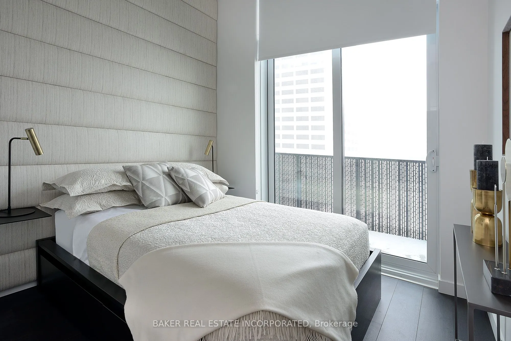 15 Roehampton Avenue, #3503
