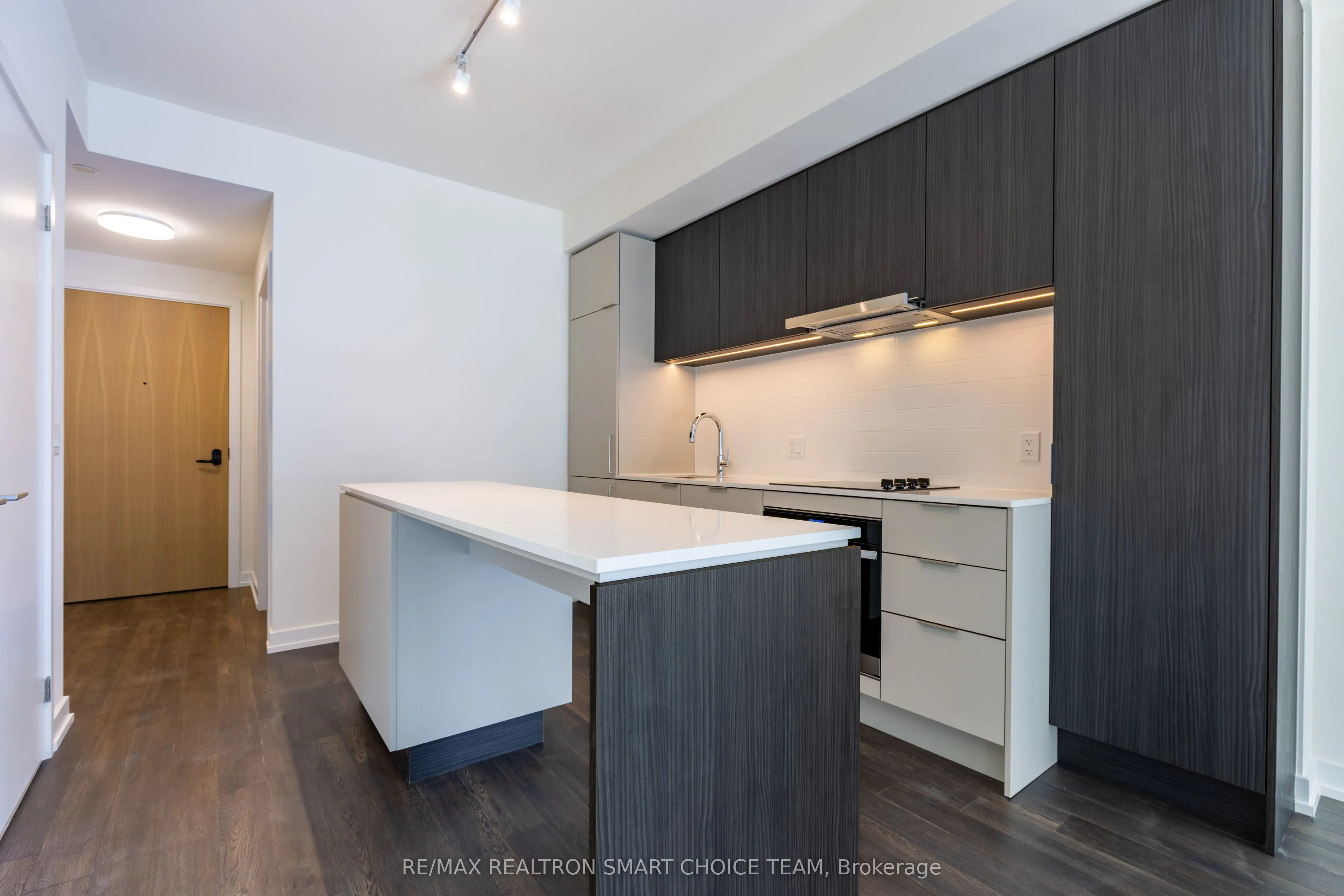 89 Church Street, #4209