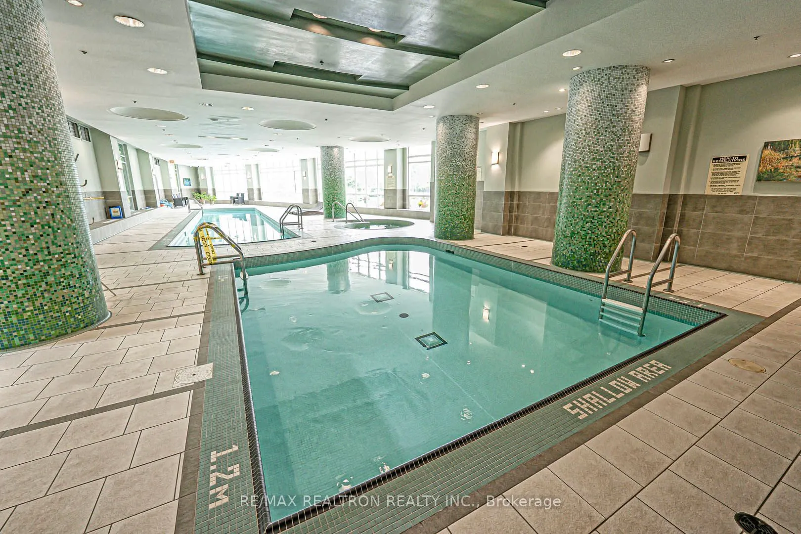 60 Byng Avenue, #811
