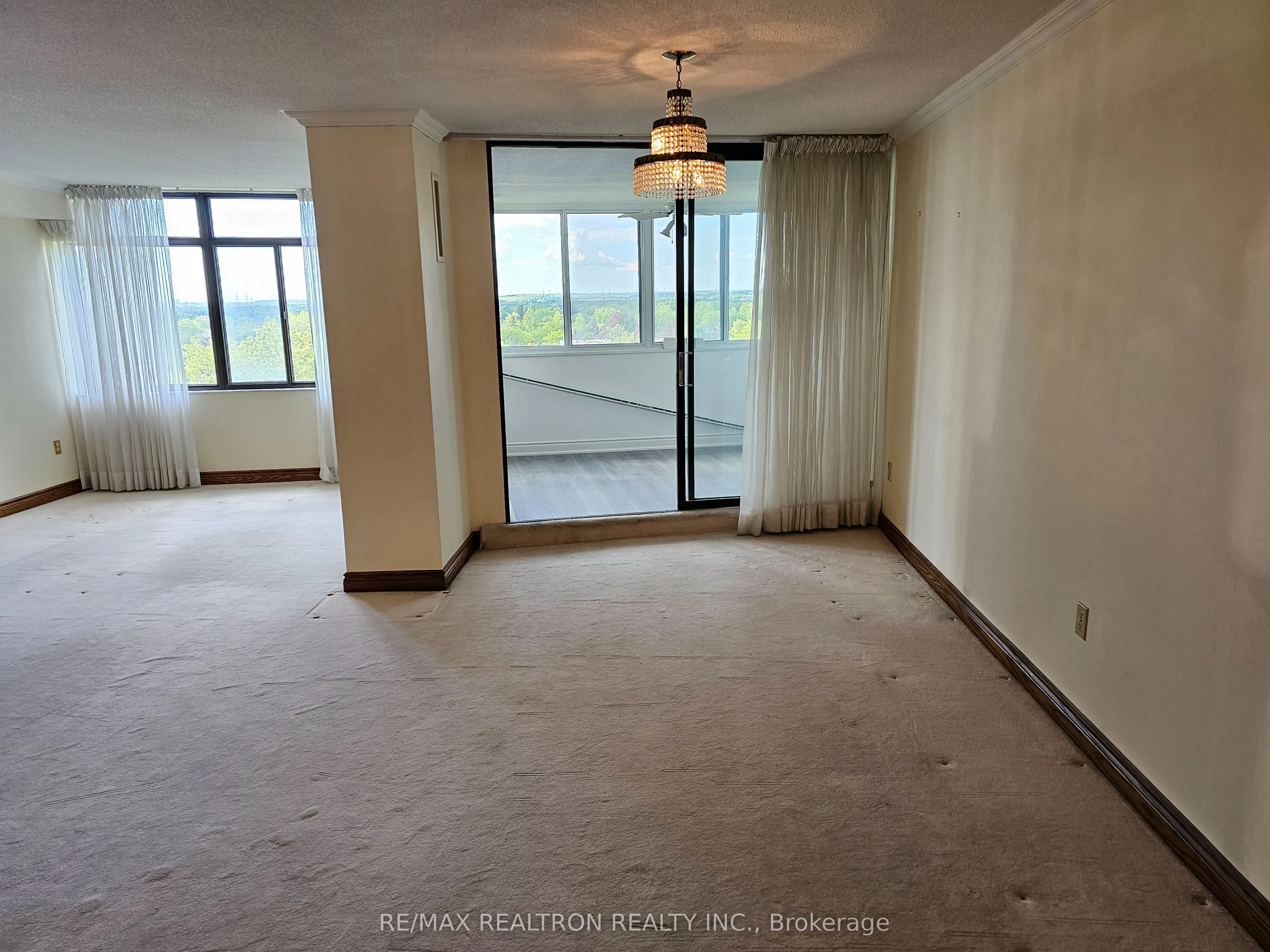 1201 Steeles Avenue W, #804