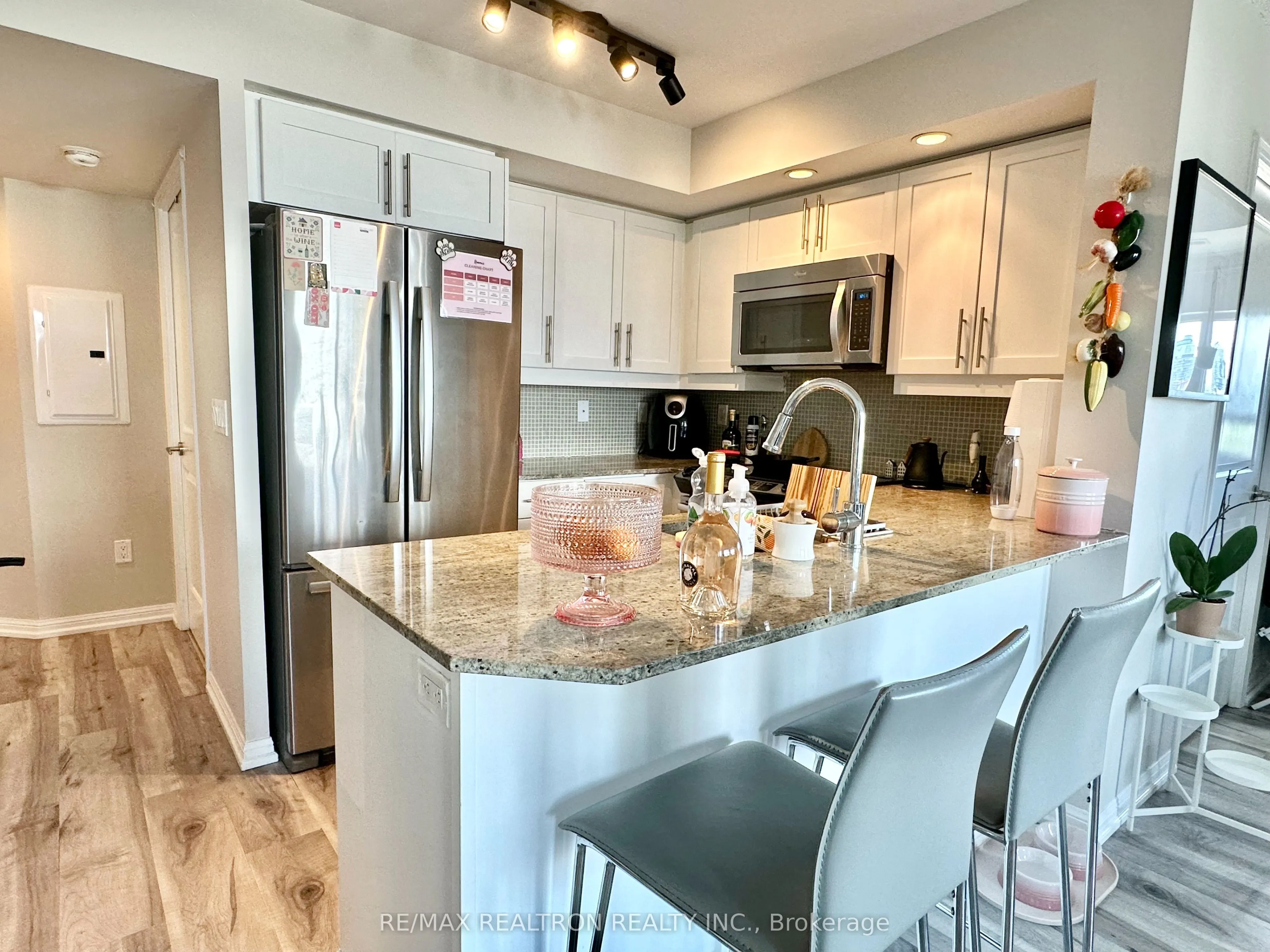 85 East Liberty Street, #1006