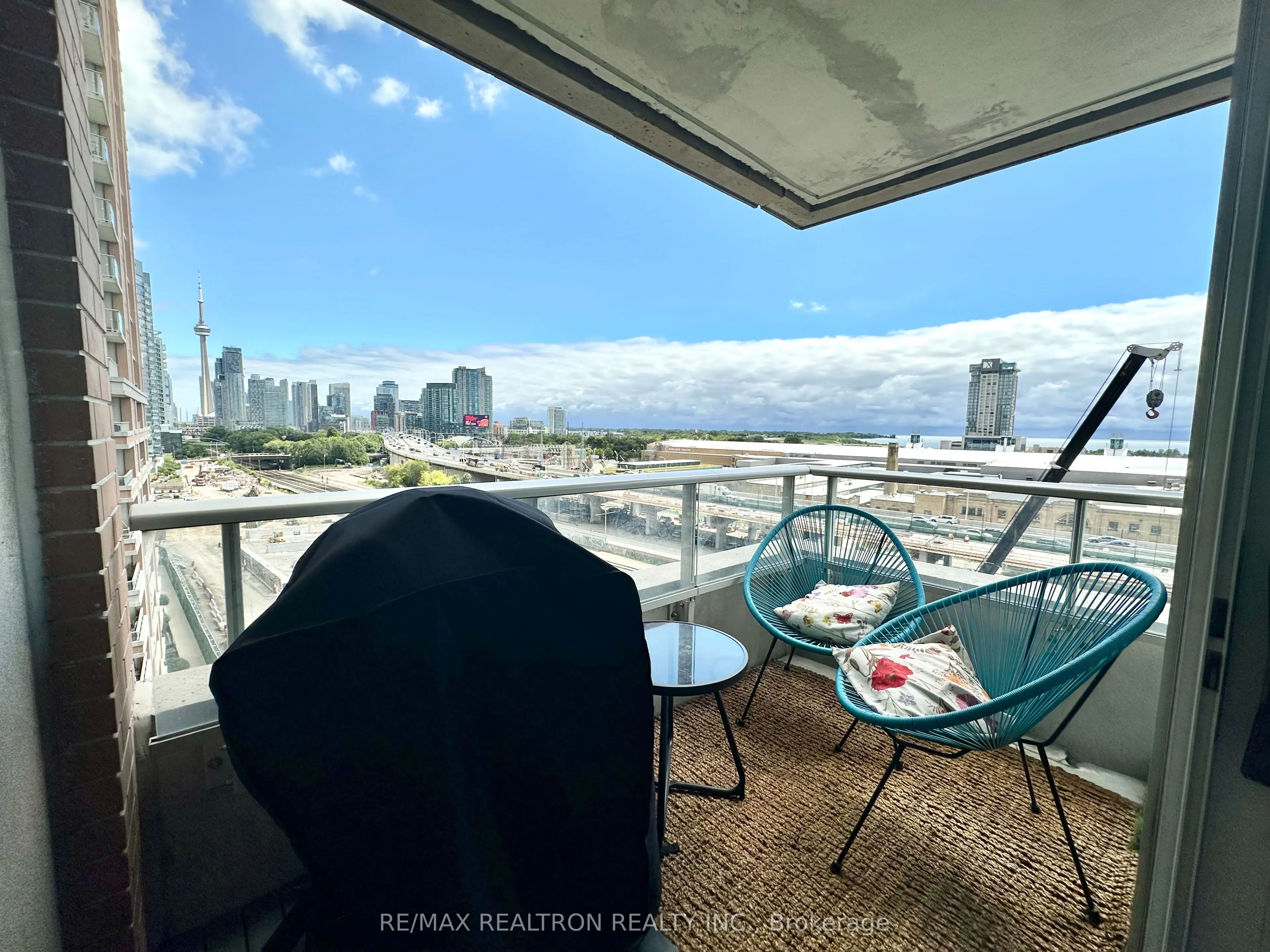 85 East Liberty Street, #1006