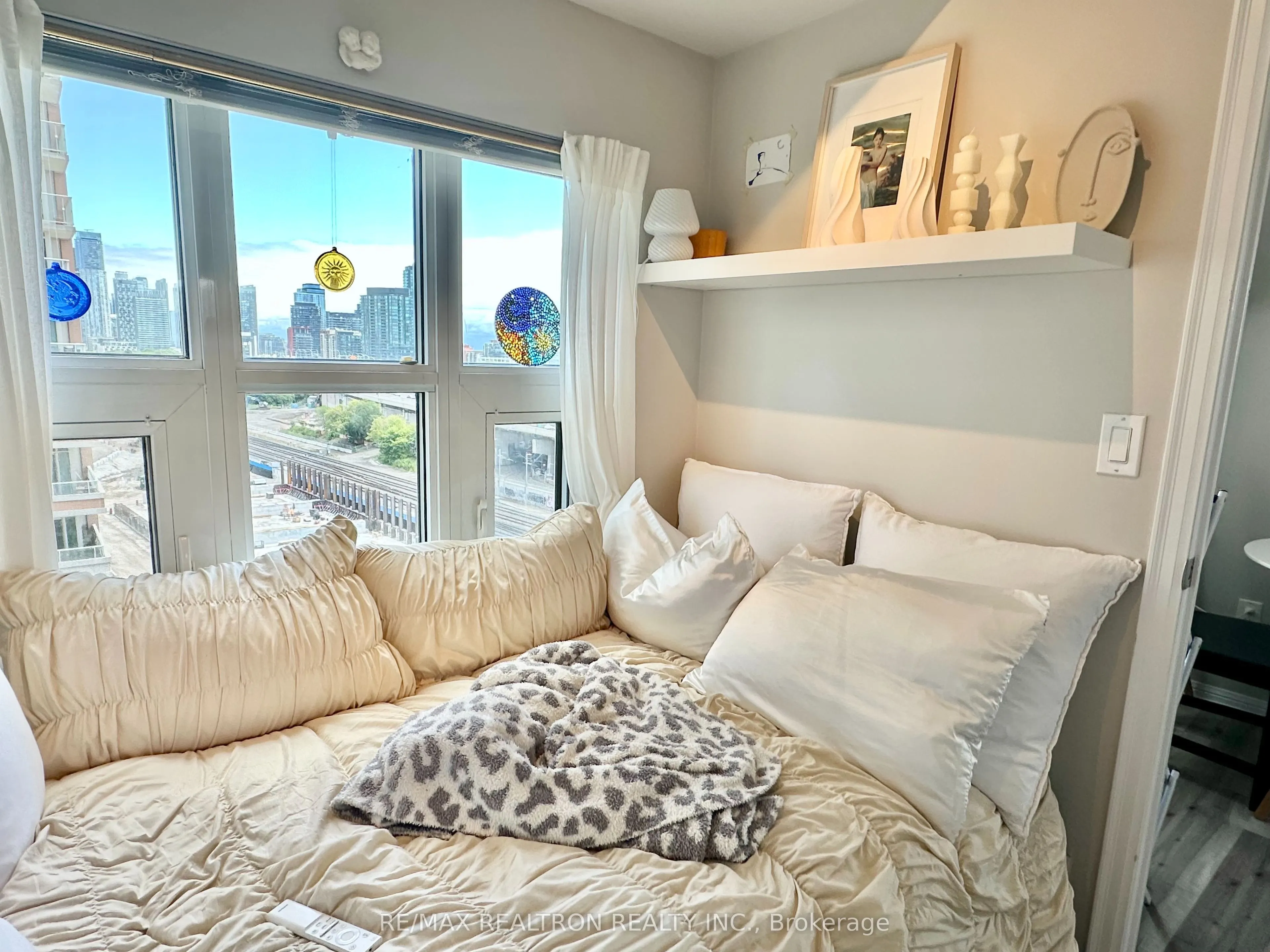 85 East Liberty Street, #1006