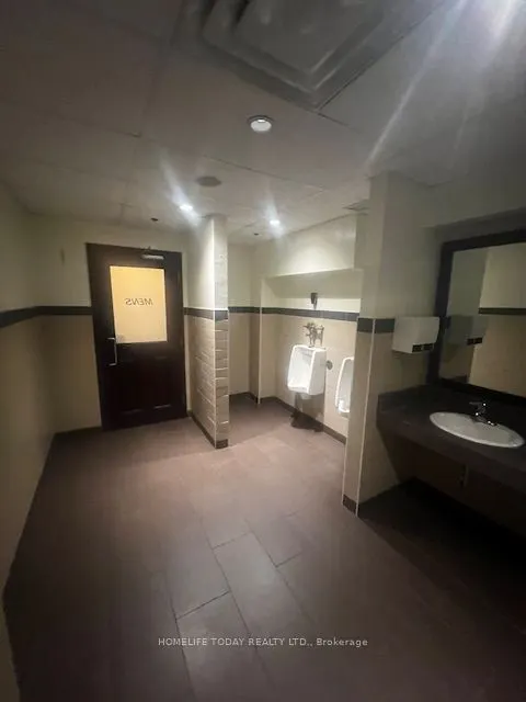 856 Eglinton Avenue E, #A