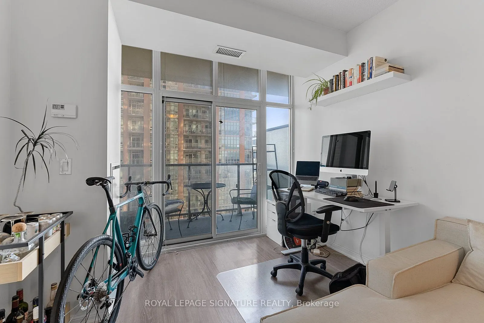 85 East Liberty Street, #1509