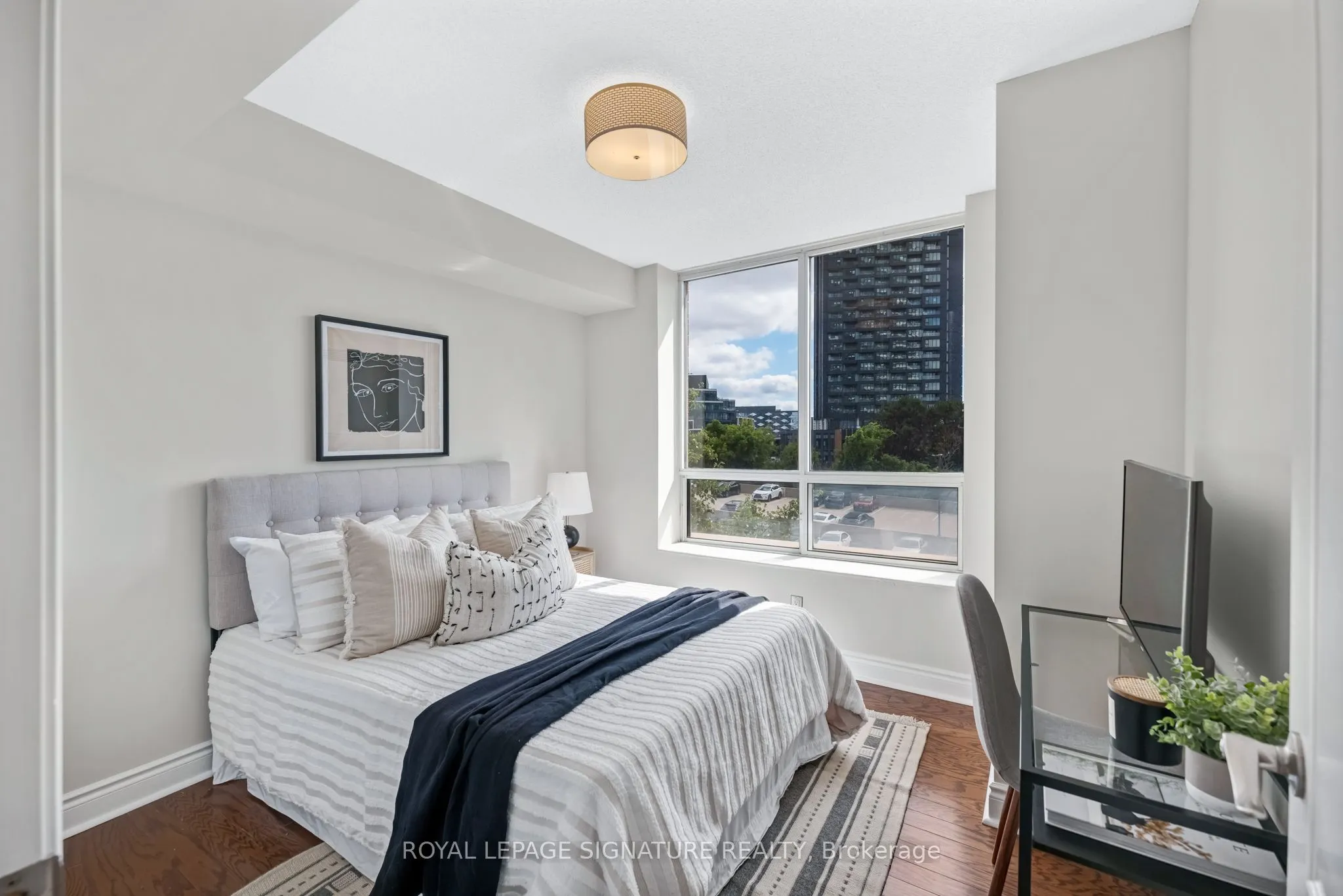 1103 Leslie Street, #403