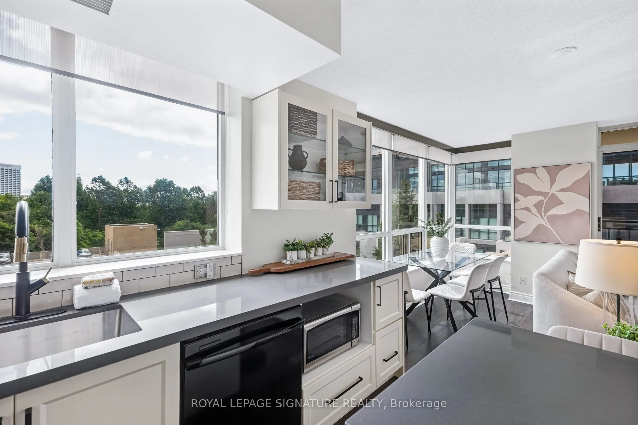 1103 Leslie Street, #403