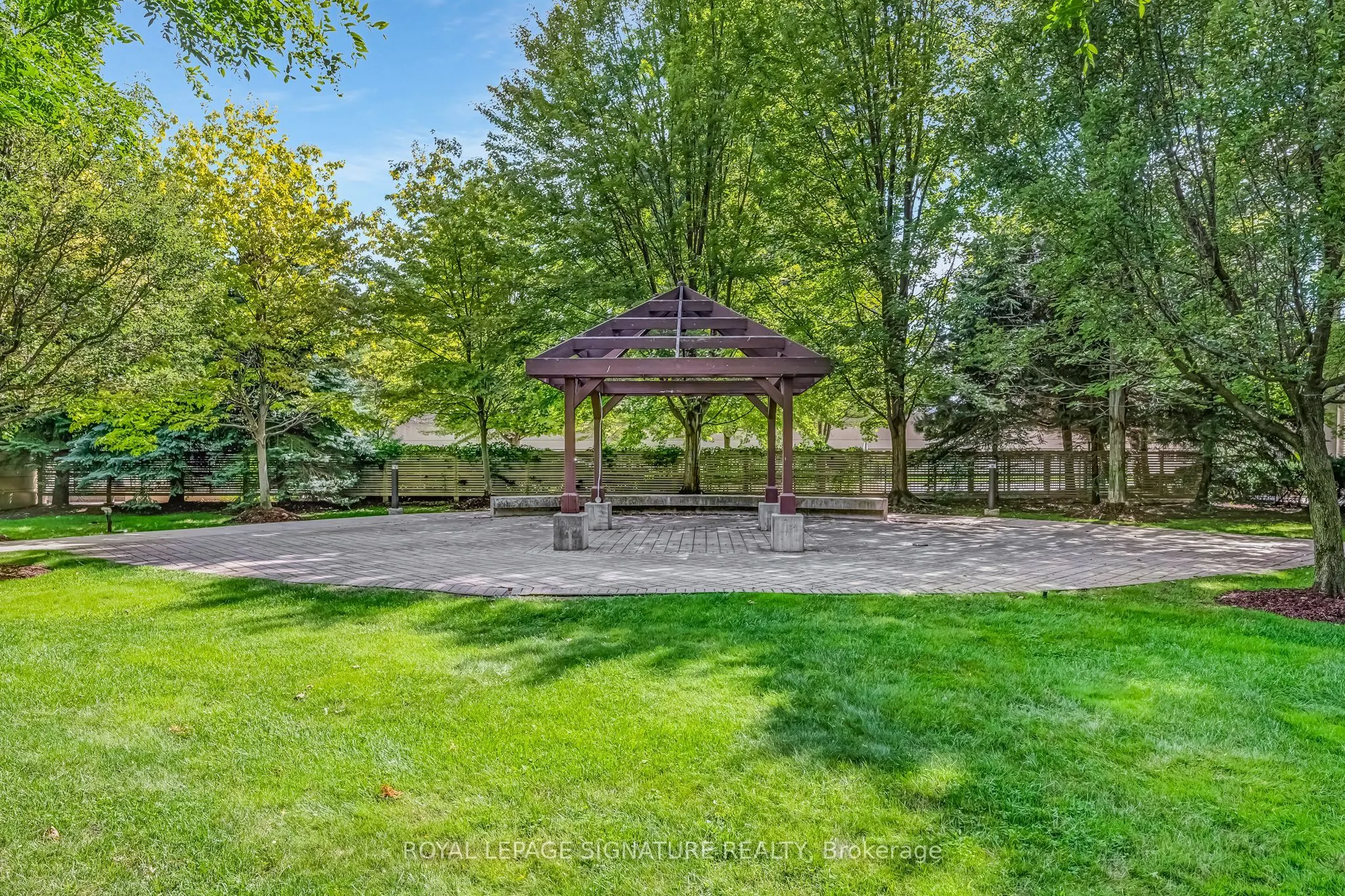 1103 Leslie Street, #403