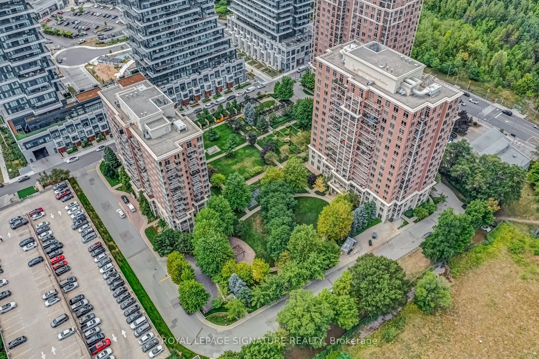 1103 Leslie Street, #403