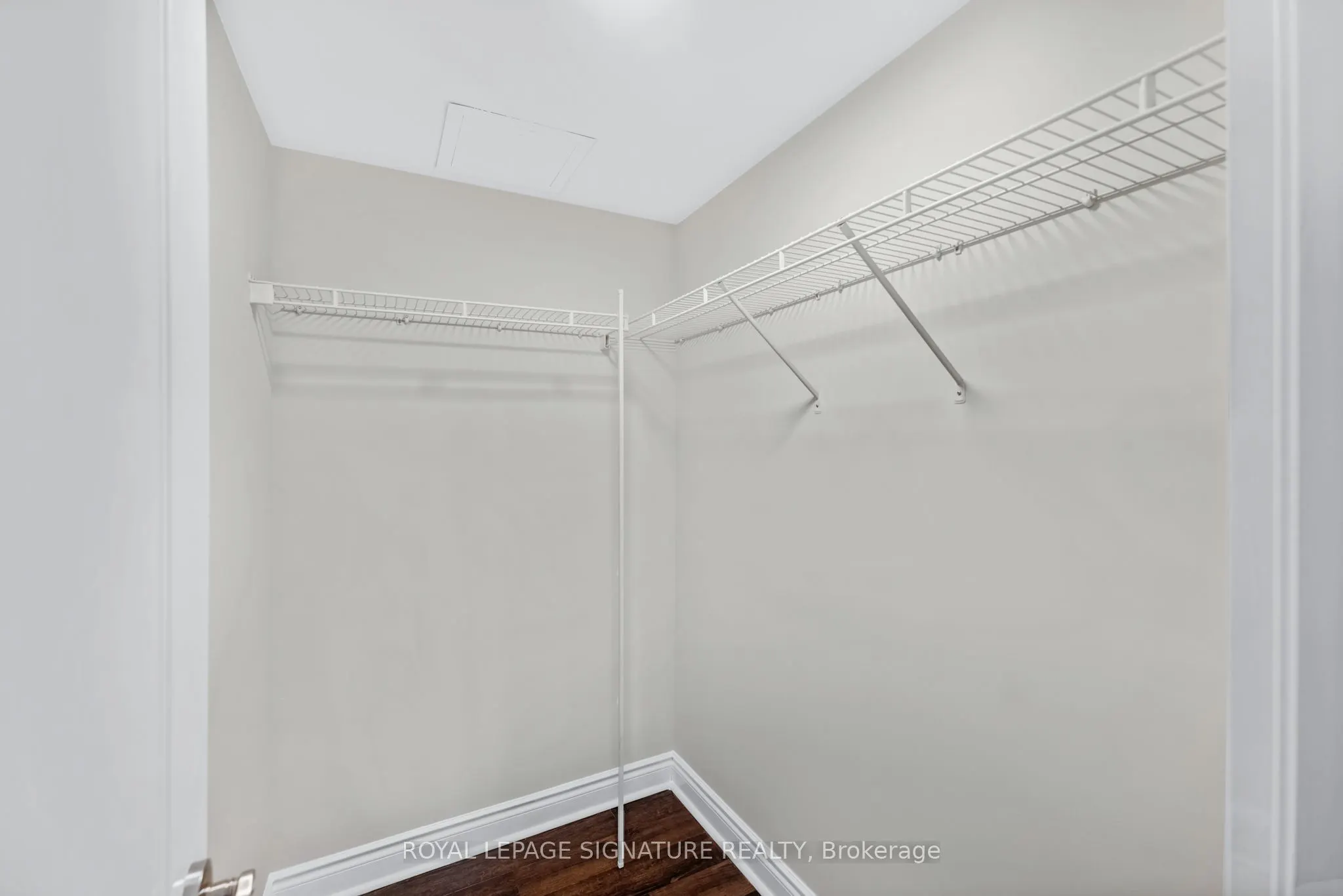 1103 Leslie Street, #403