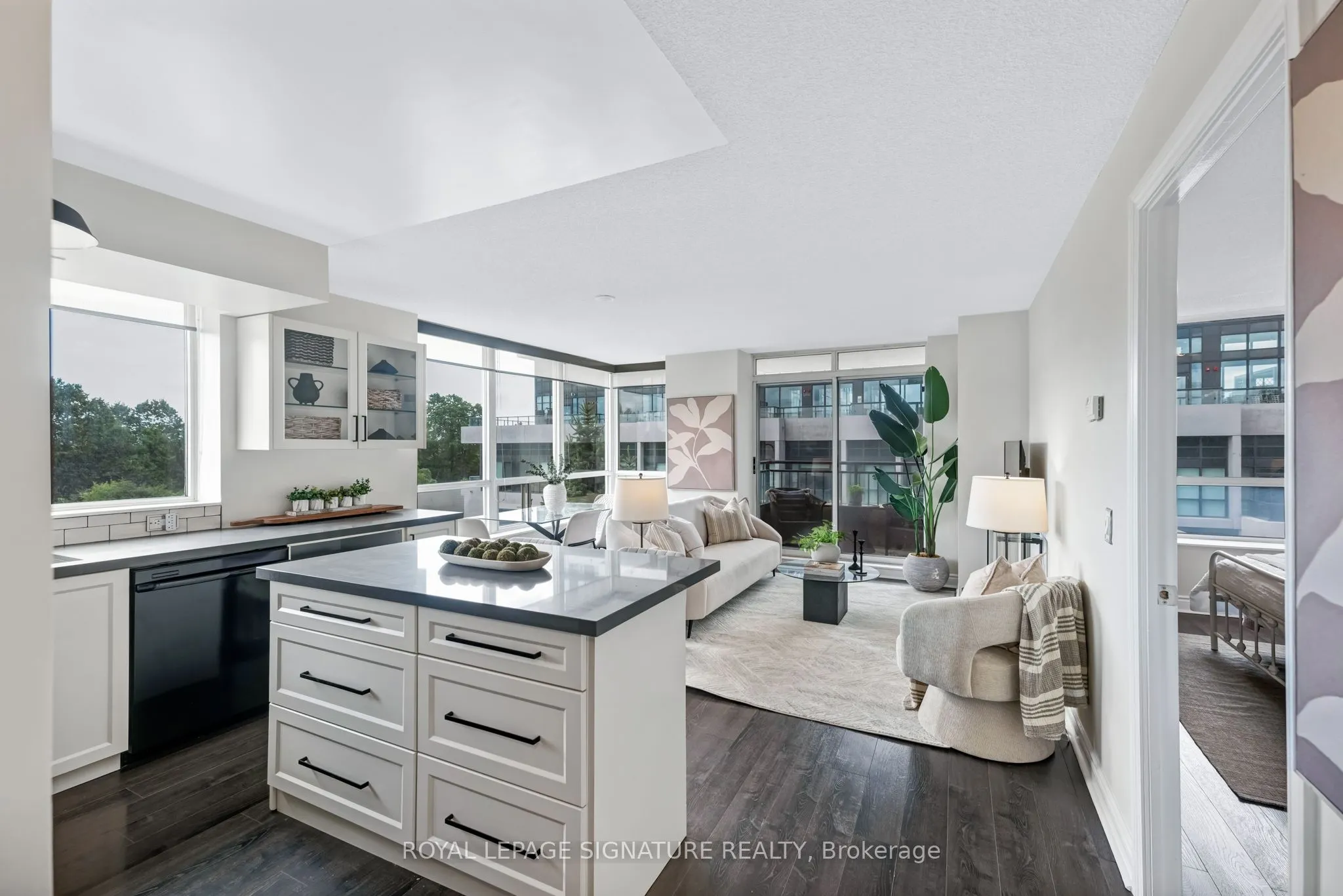 1103 Leslie Street, #403