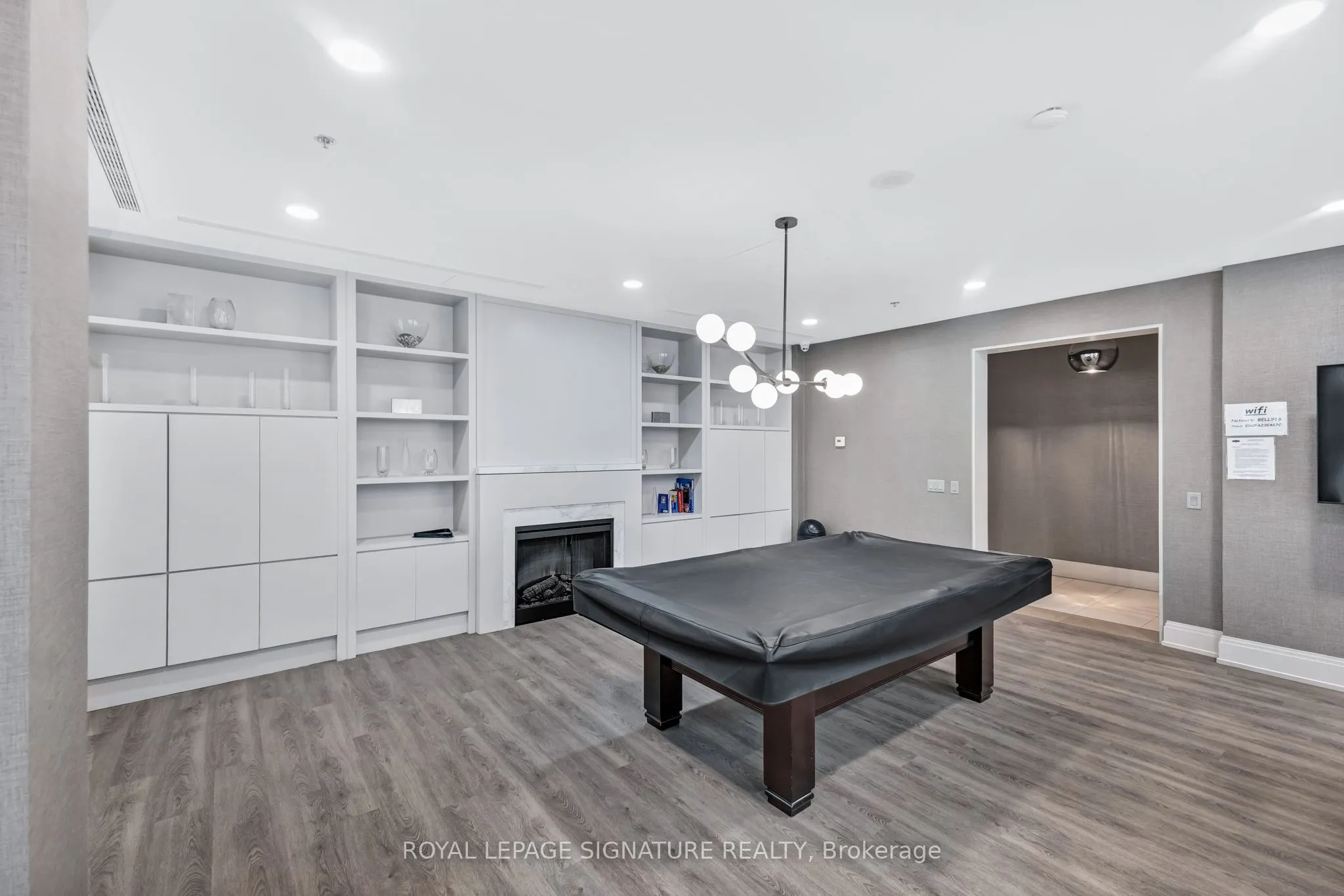 1103 Leslie Street, #403