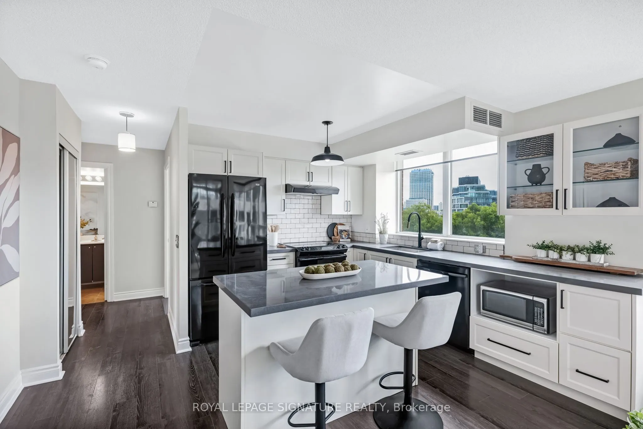 1103 Leslie Street, #403