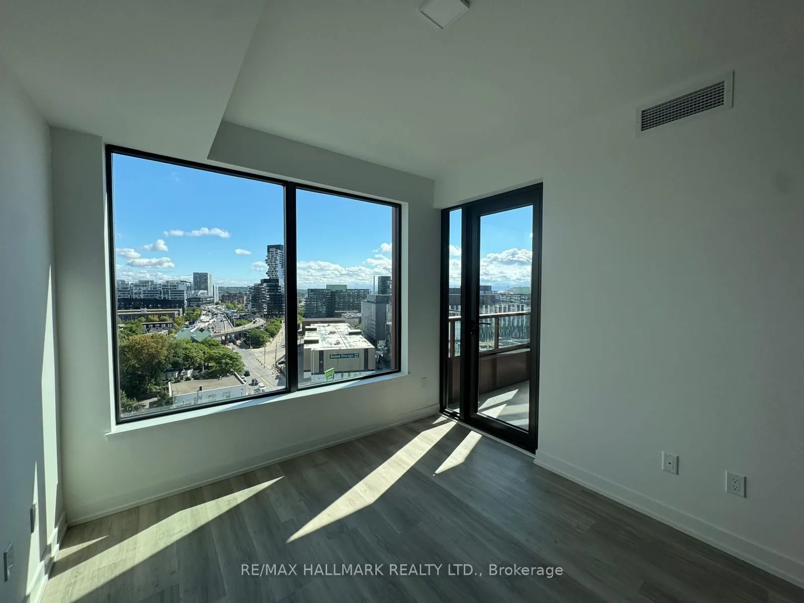 28 Eastern Avenue, #PH04