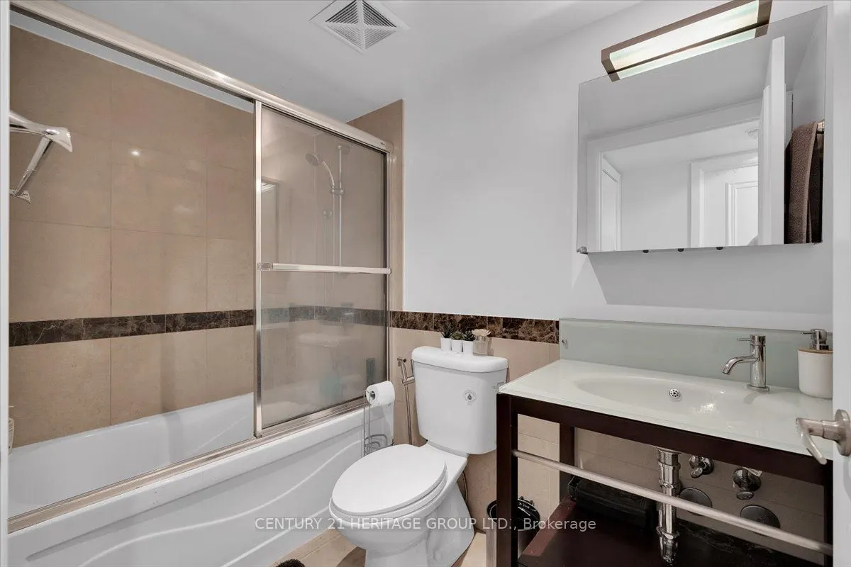 650 Sheppard Avenue E, #219