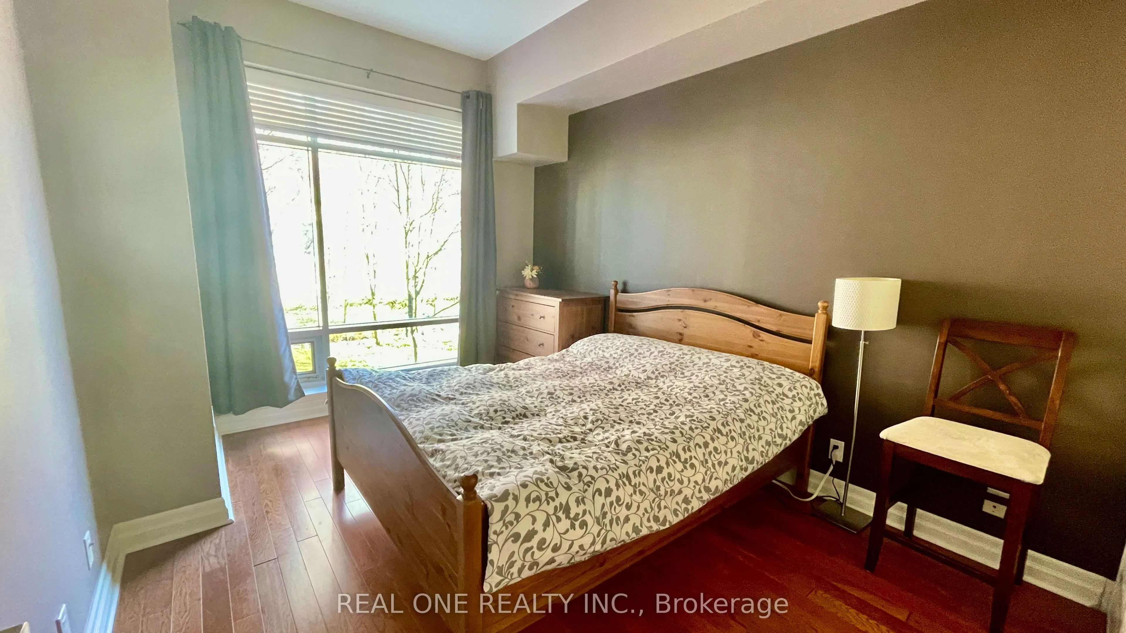 500 Queens Quay W, #105W