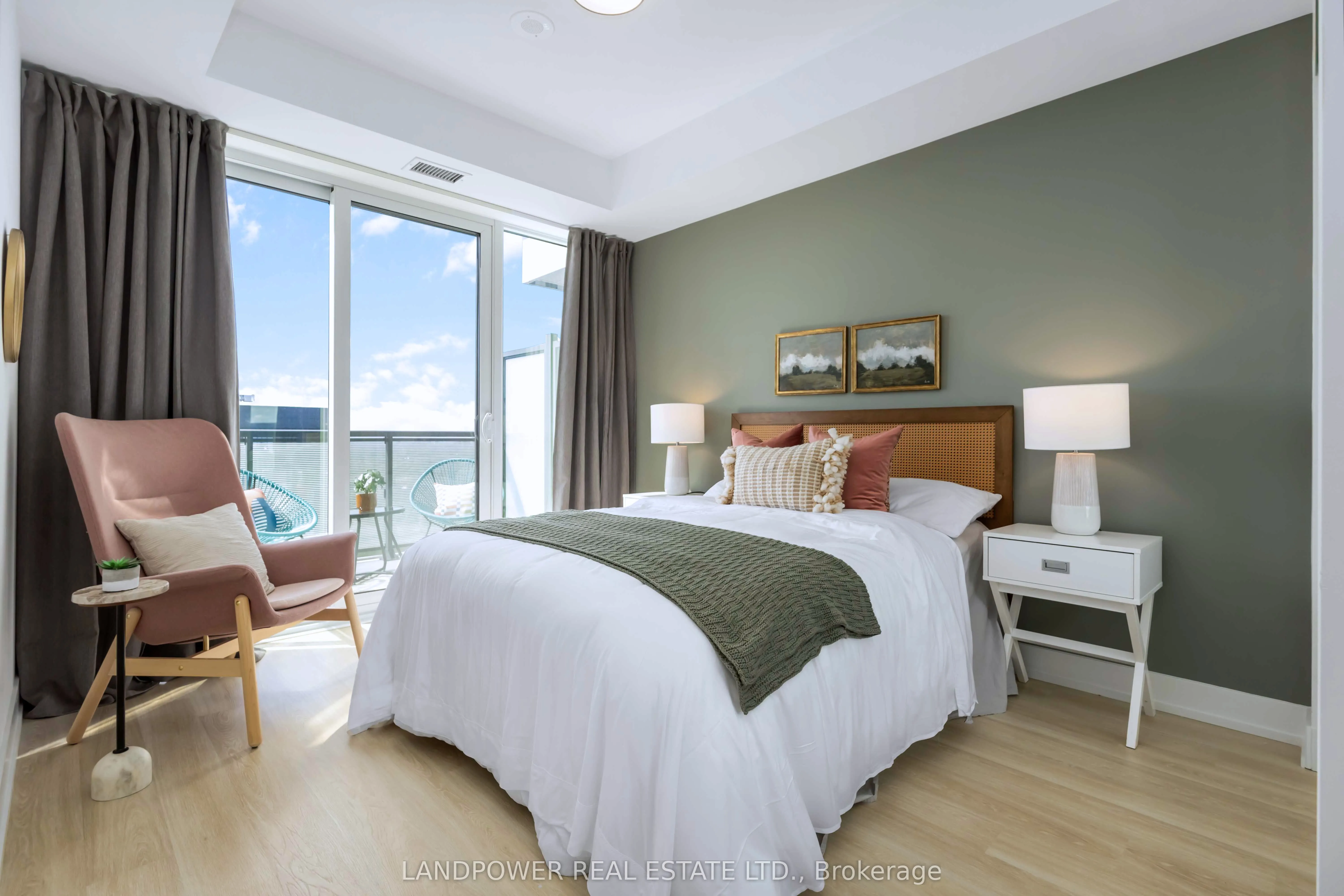 30 Inn On The Park Drive, #4311