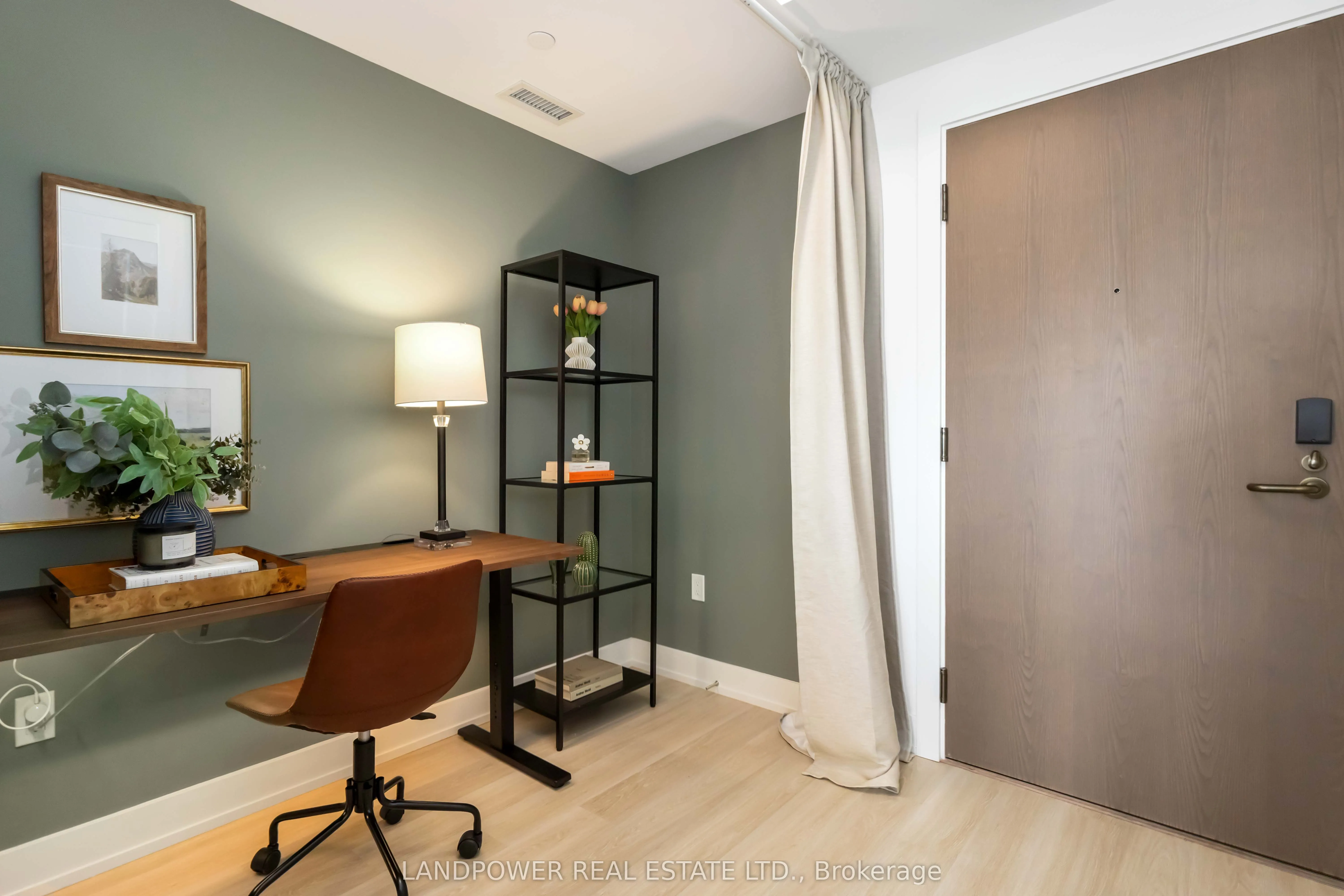 30 Inn On The Park Drive, #4311