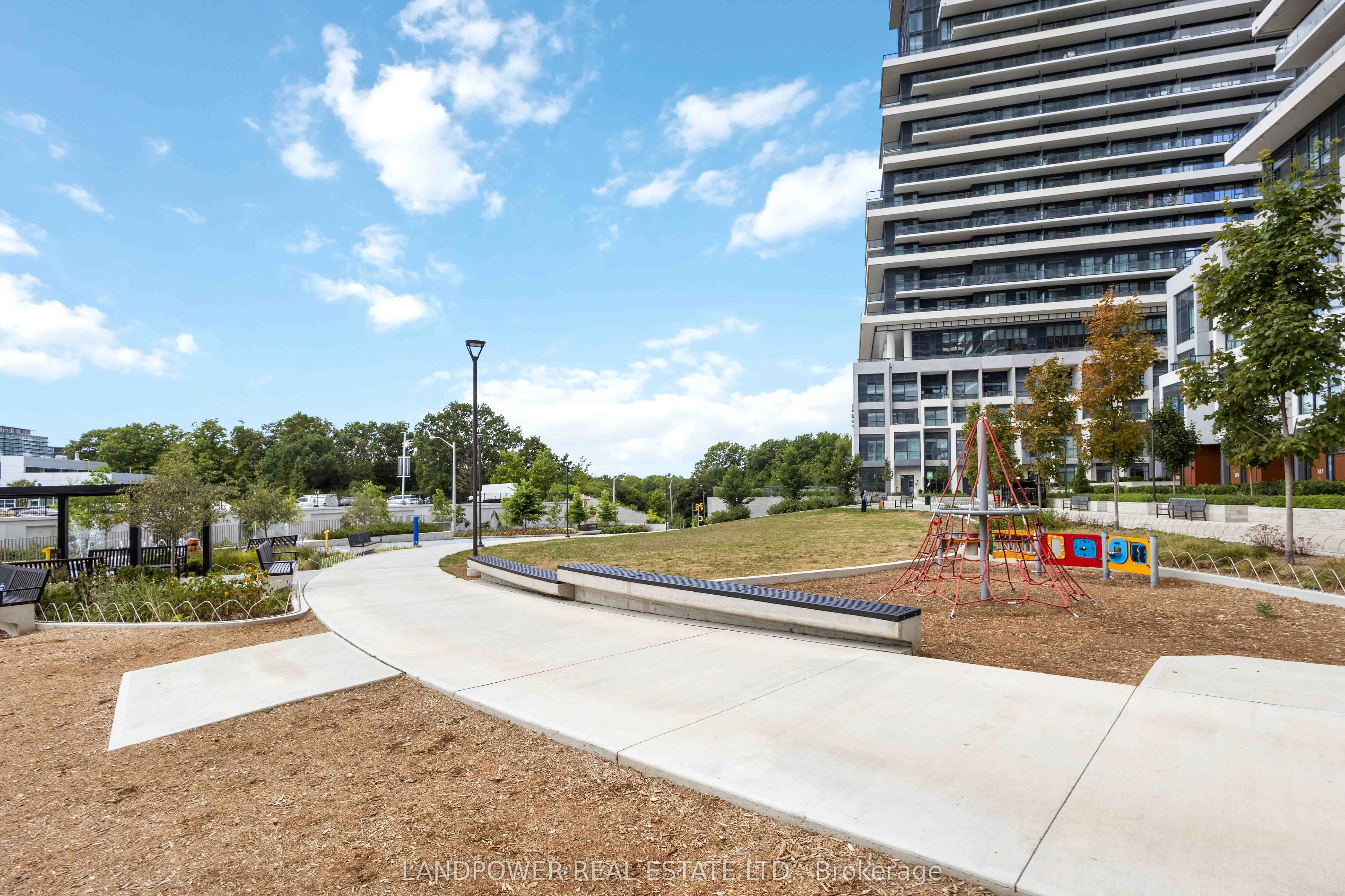 30 Inn On The Park Drive, #4311