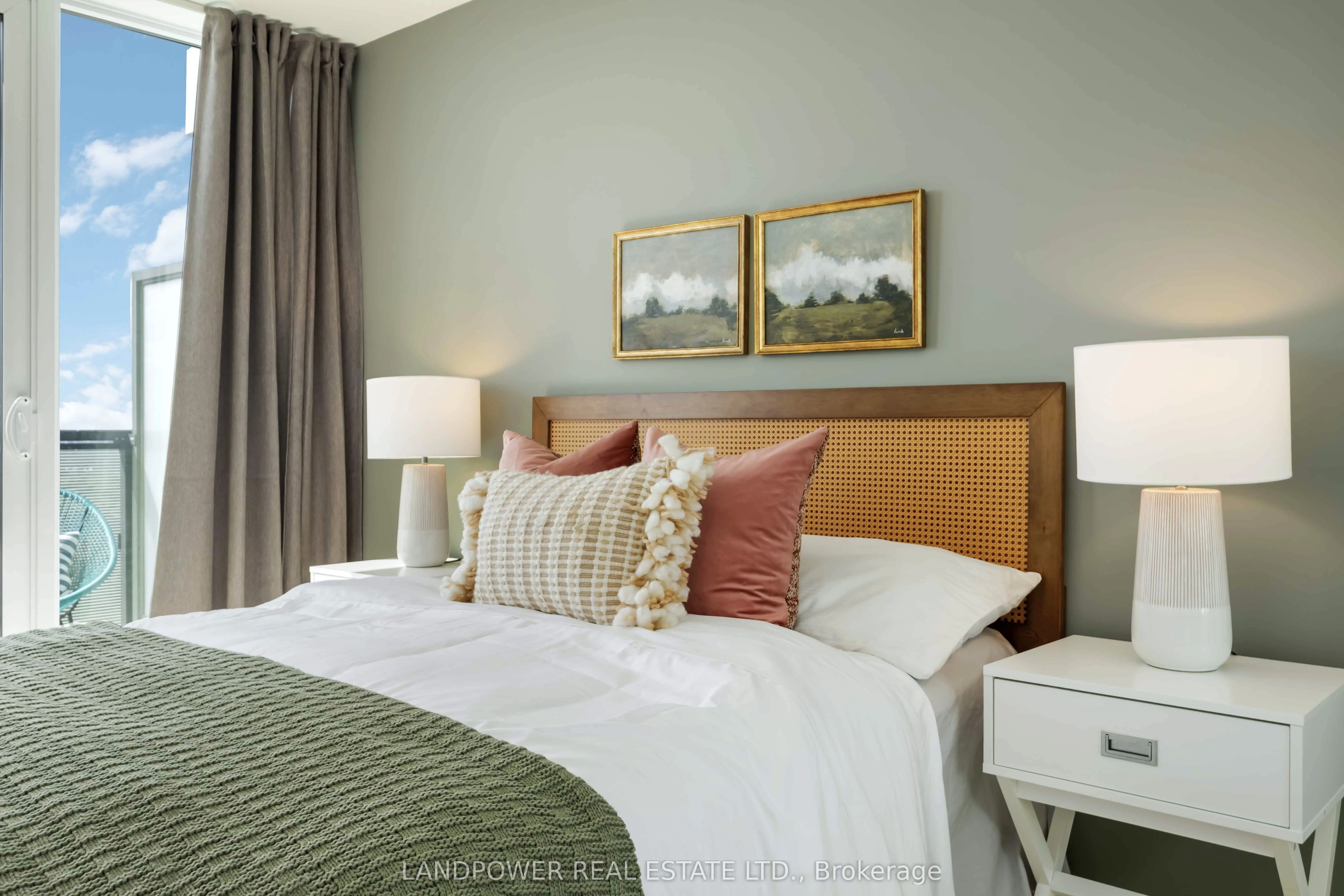 30 Inn On The Park Drive, #4311