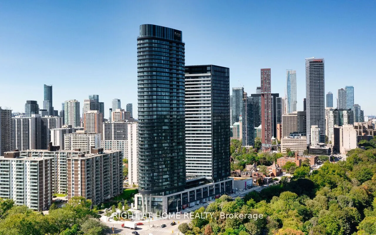 575 Bloor Street E, #2404
