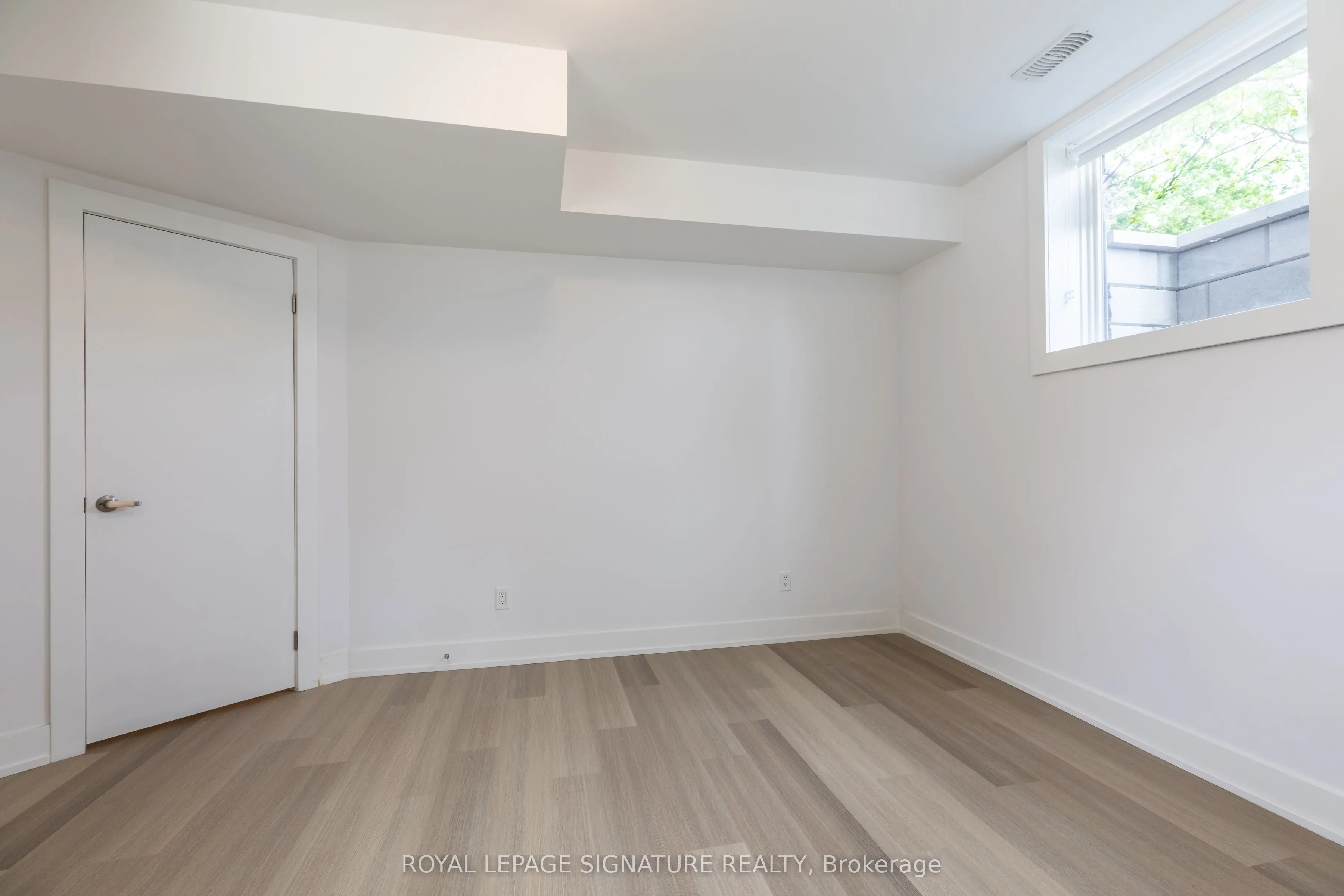 465 Vaughan Road