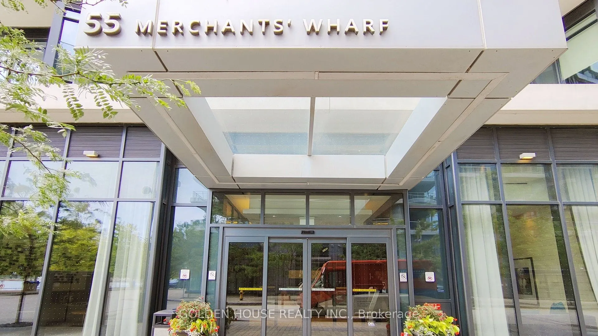 55 Merchants' Wharf, #1023
