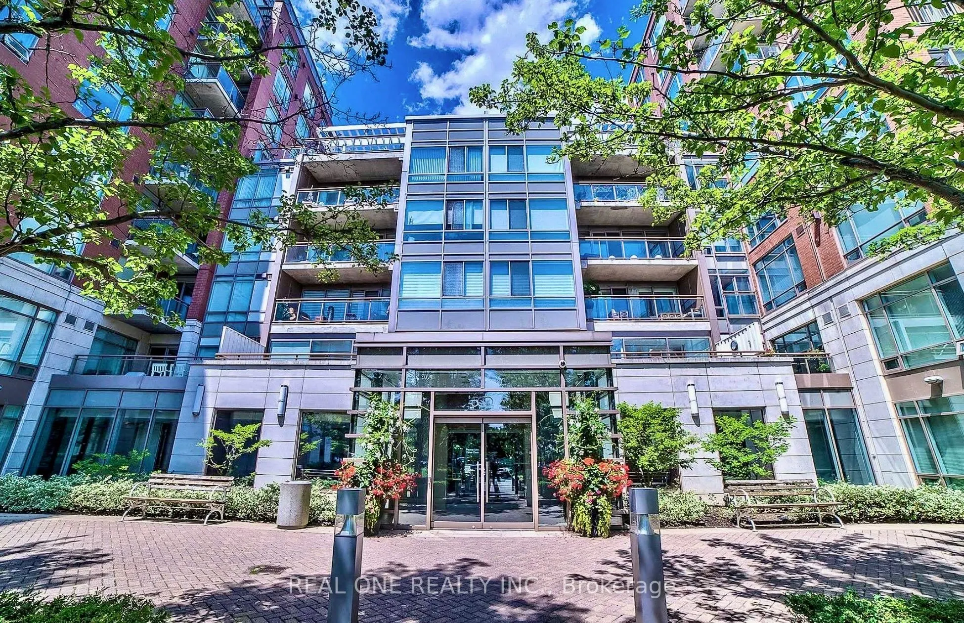 500 Queens Quay W, #105W Gr