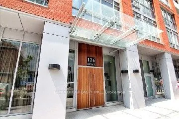 126 Simcoe Street, #3003