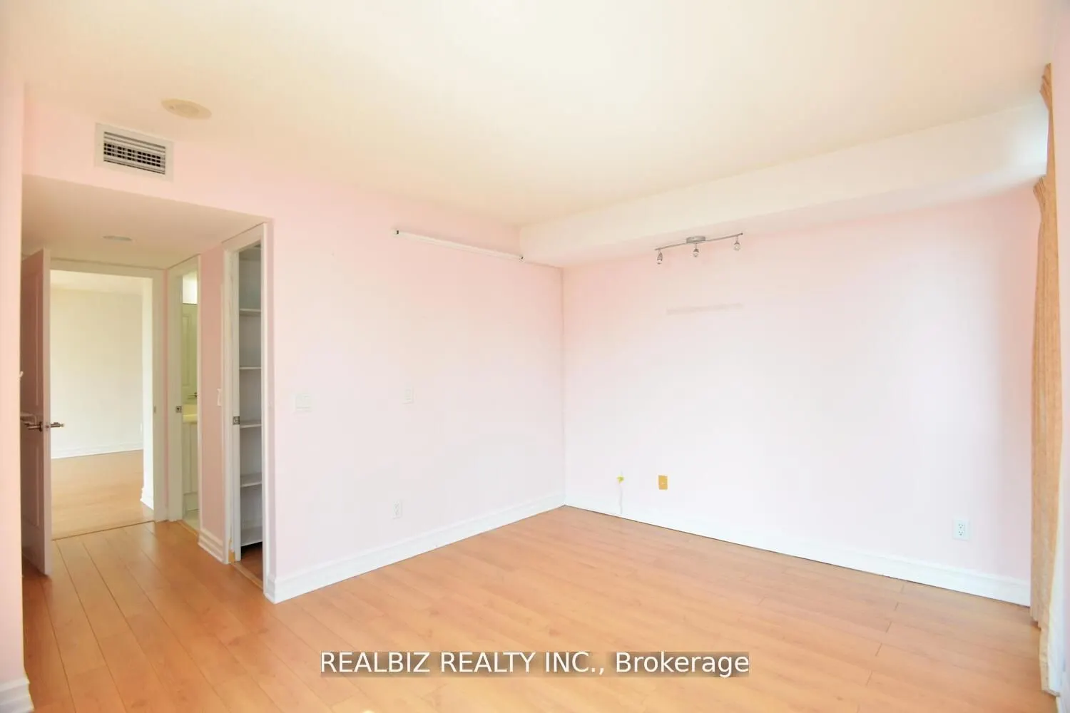 4968 Yonge Street, #2116