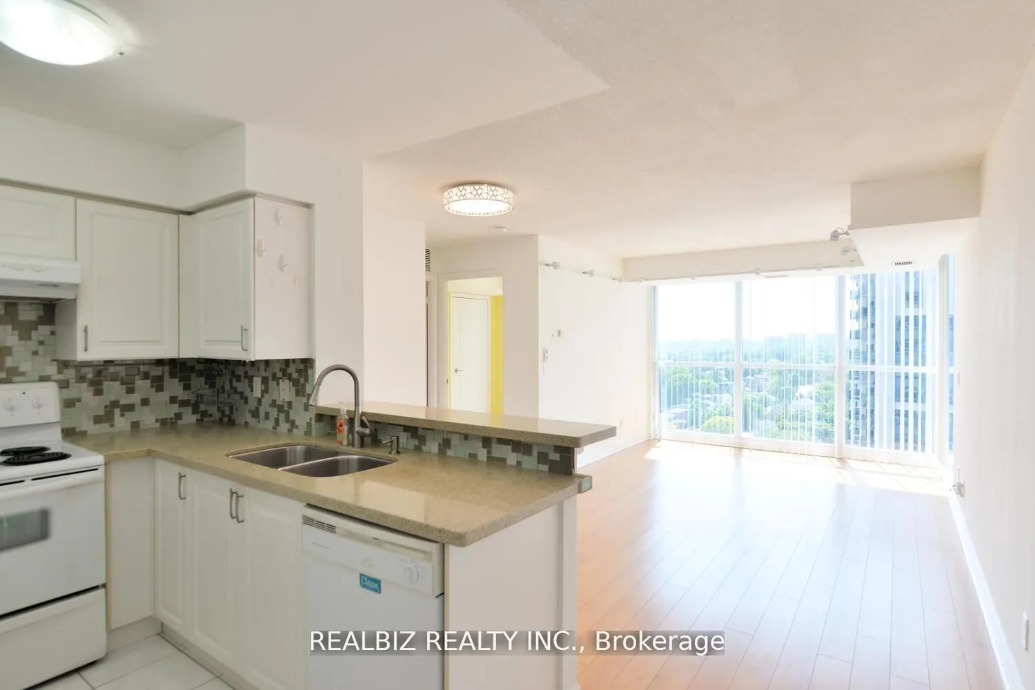 4968 Yonge Street, #2116