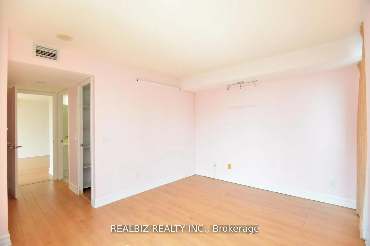 4968 Yonge Street, #2116