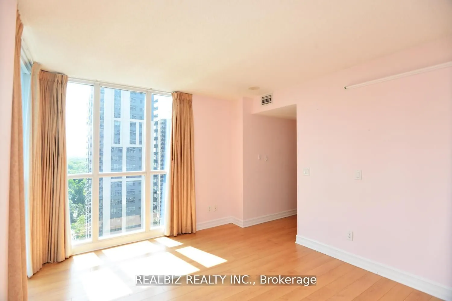 4968 Yonge Street, #2116