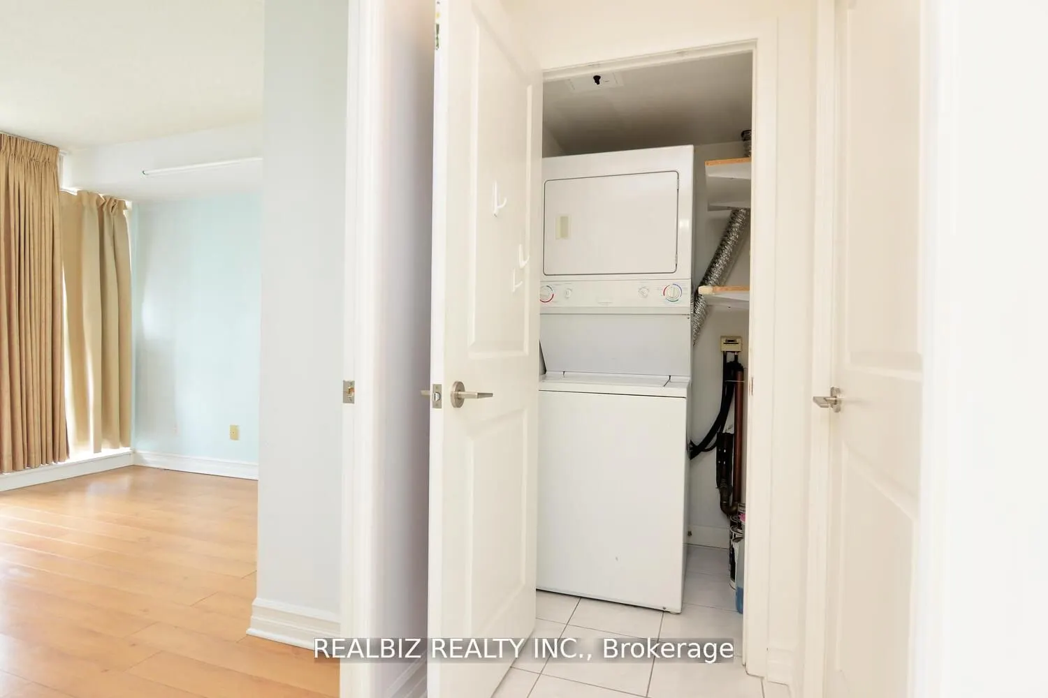 4968 Yonge Street, #2116