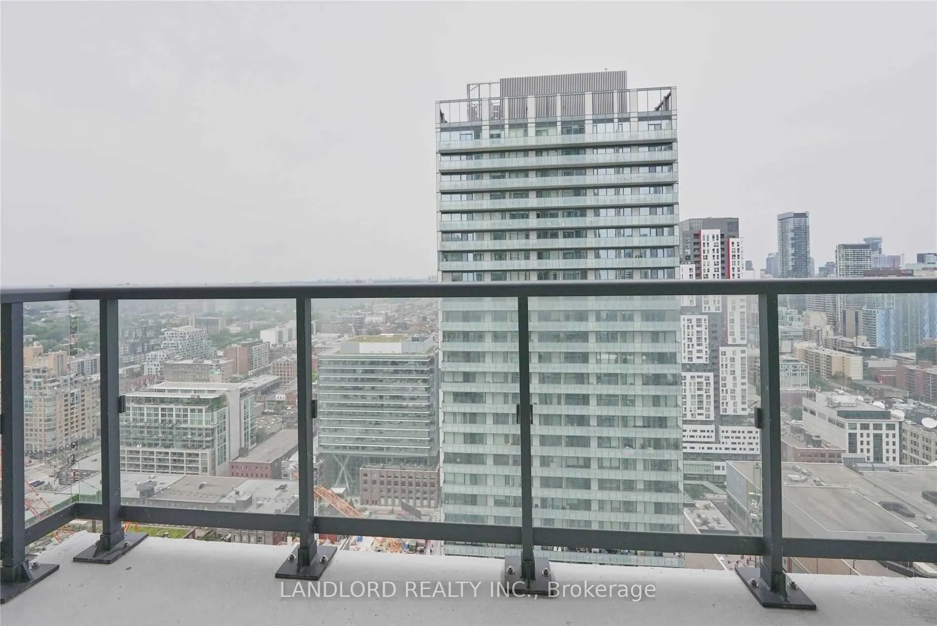 87 Peter Street, #3507