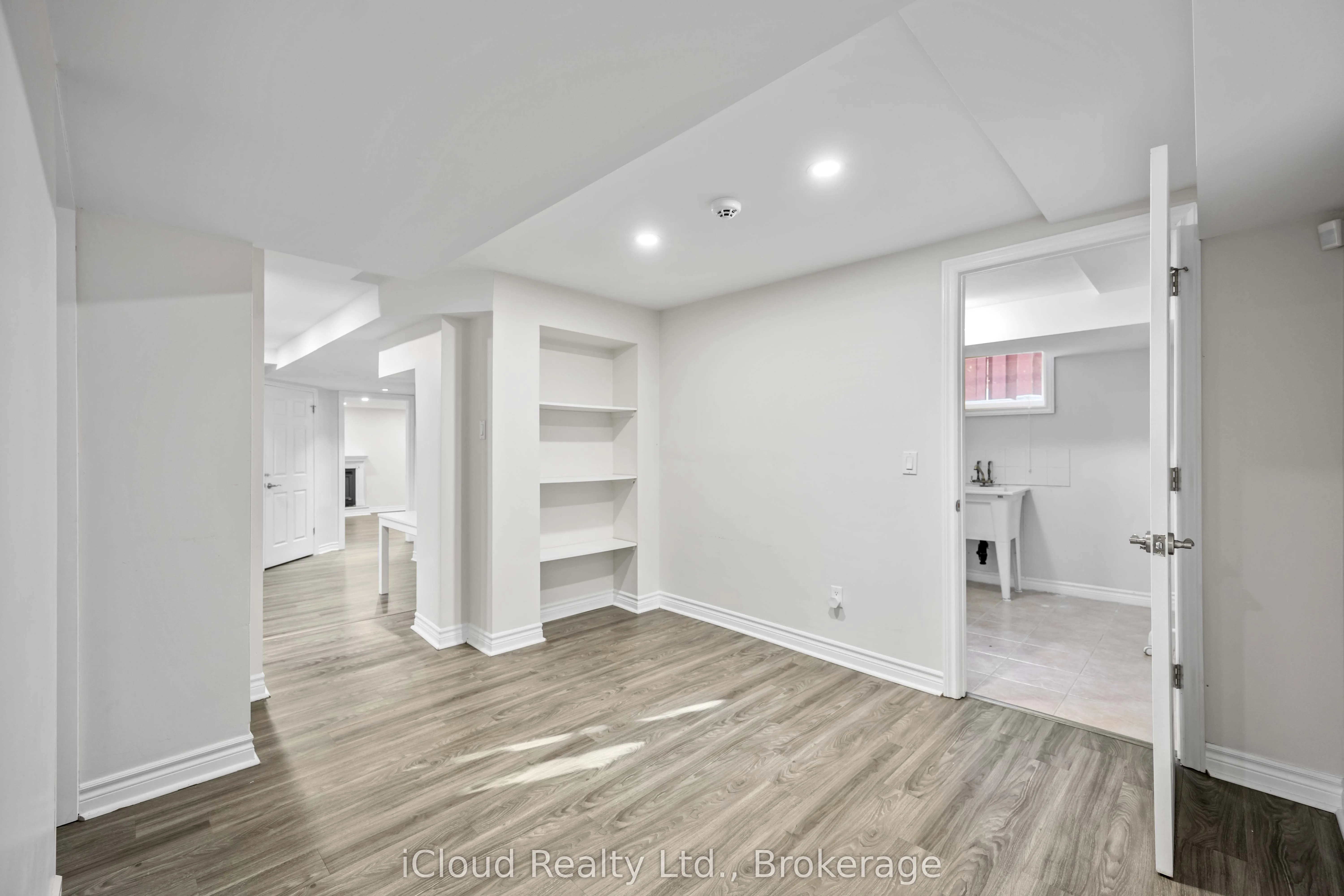 211 Glendora Avenue, #BSMT