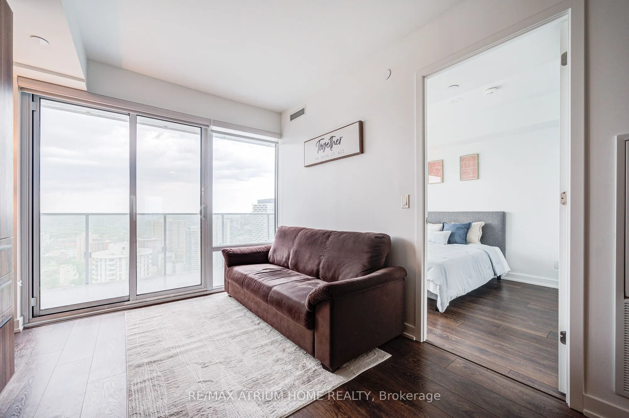 501 Yonge Street, #3207
