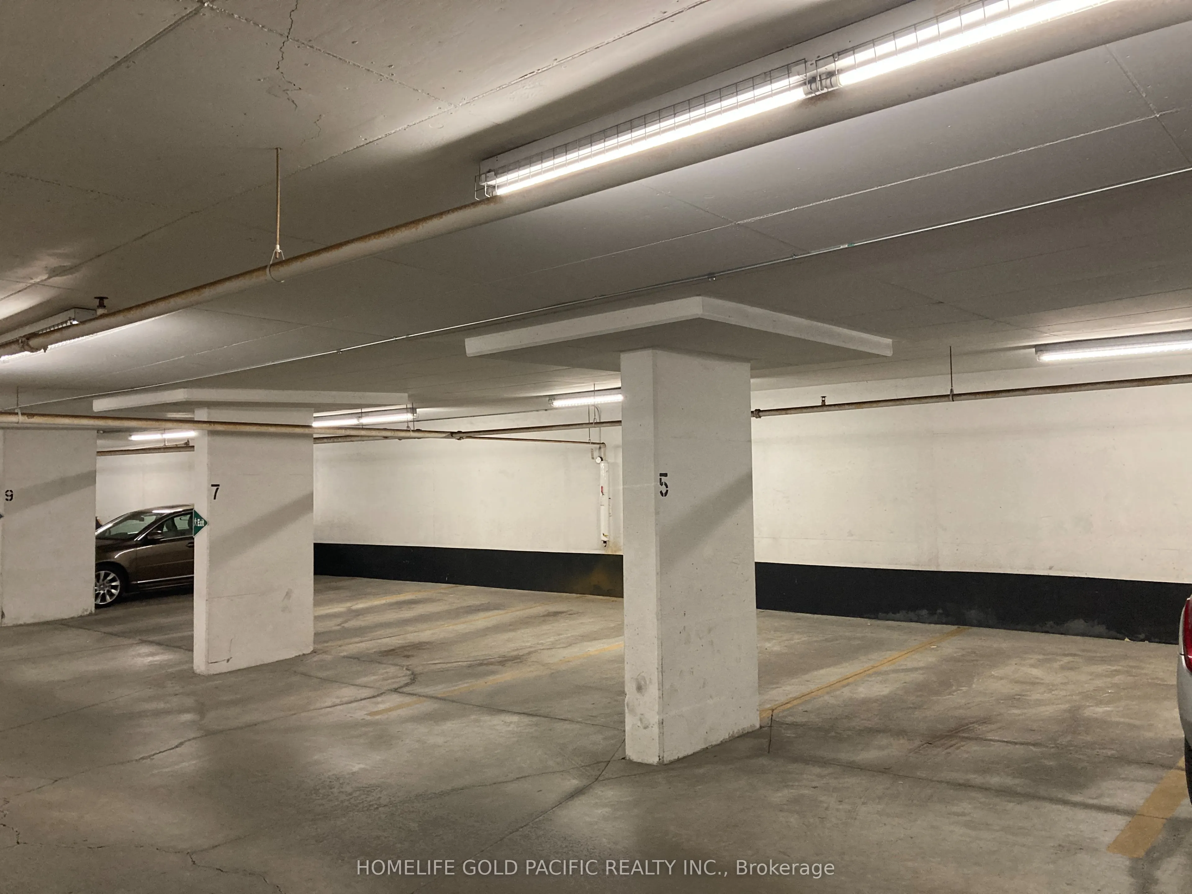 410 Queens Quay W, #301
