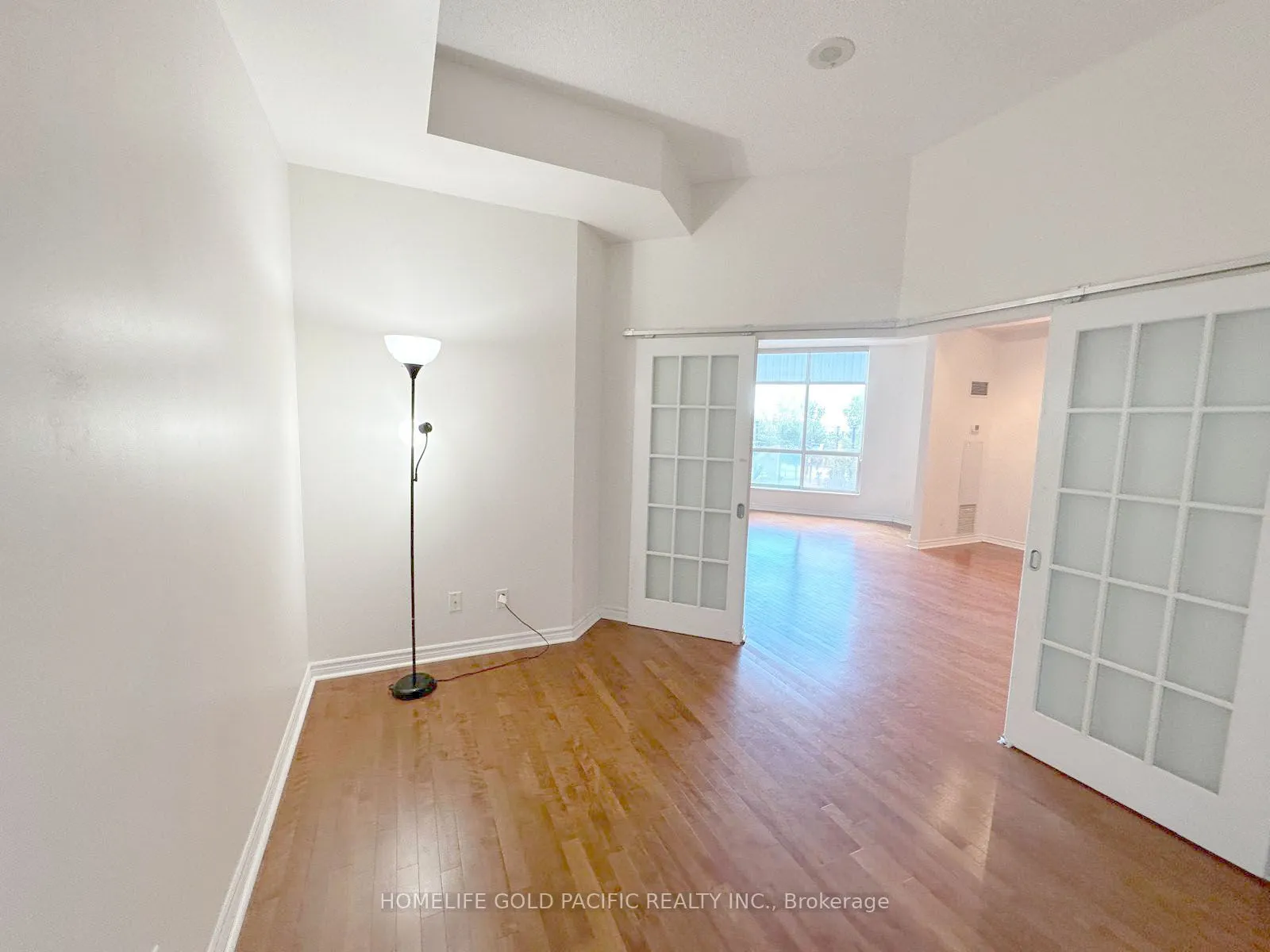410 Queens Quay W, #301