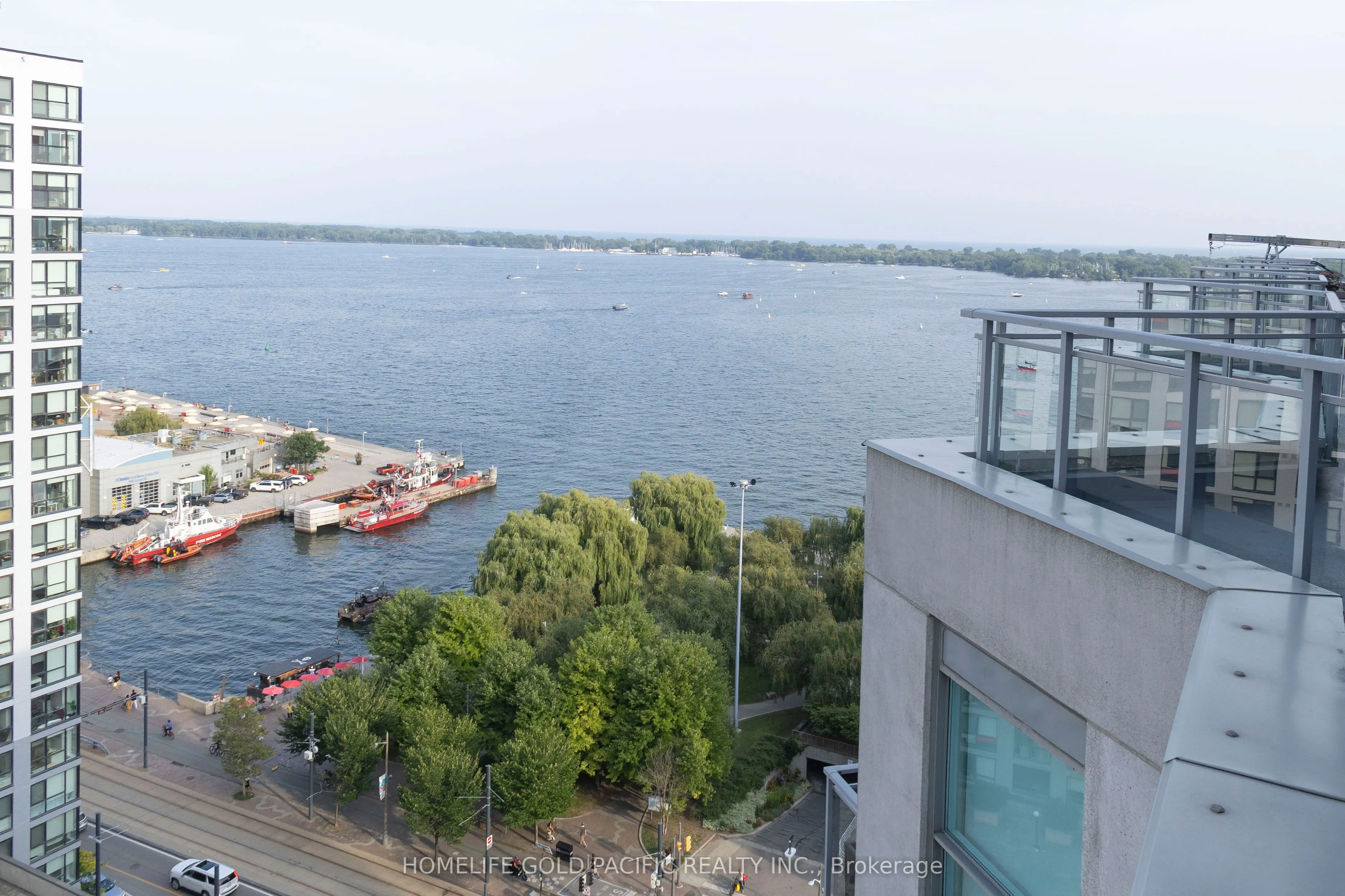 410 Queens Quay W, #301