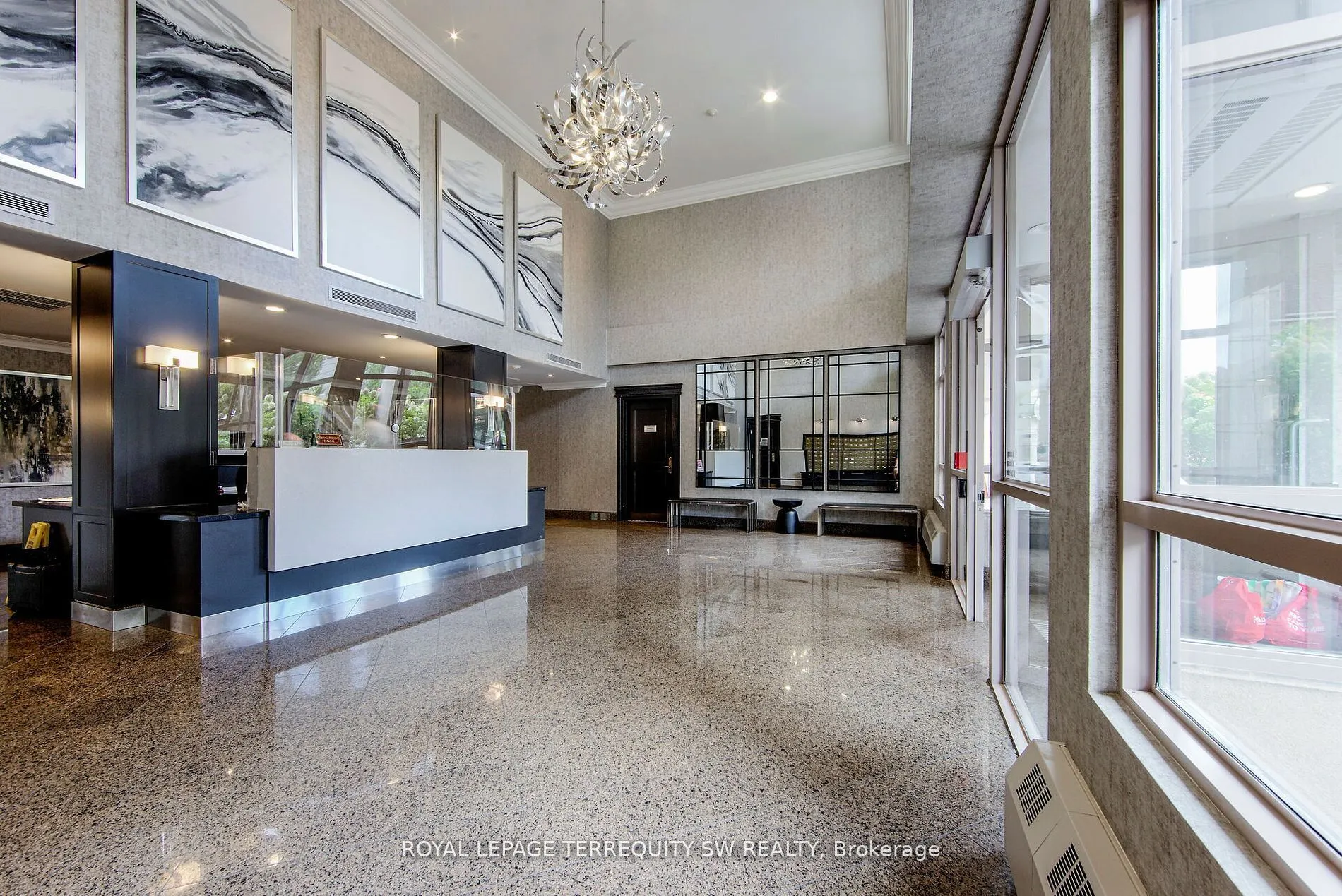 2 Clairtrell Road, #208