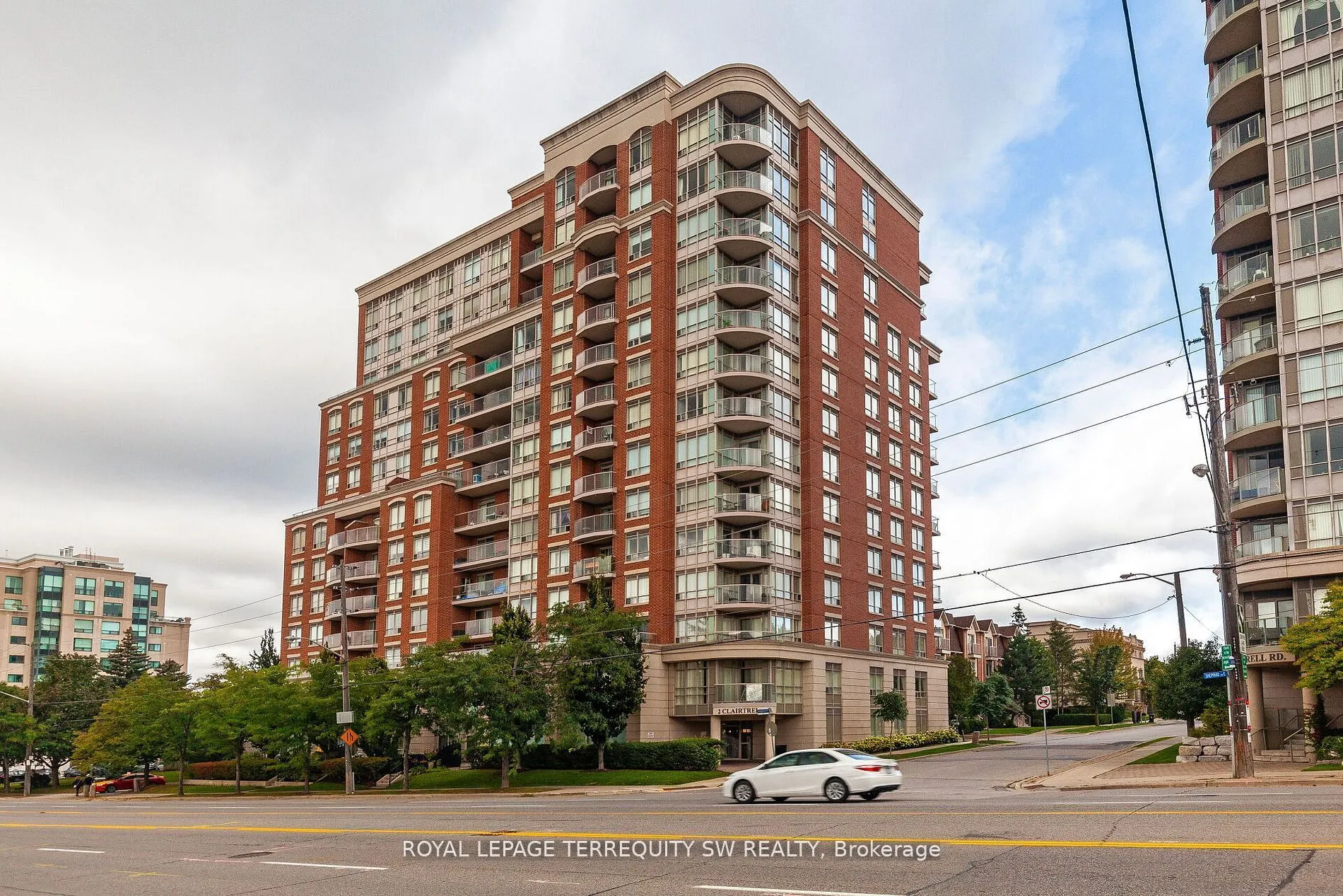2 Clairtrell Road, #208