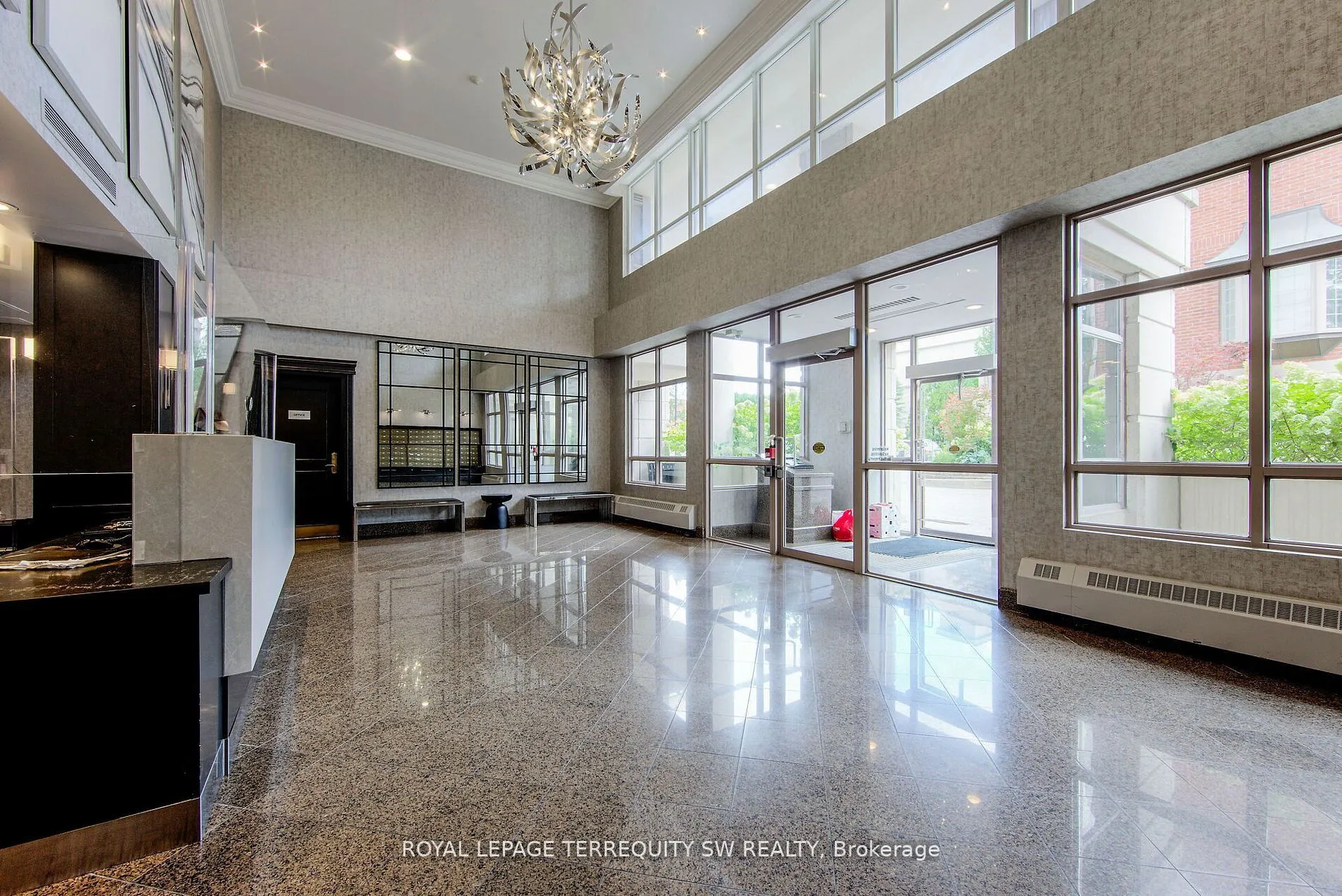 2 Clairtrell Road, #208