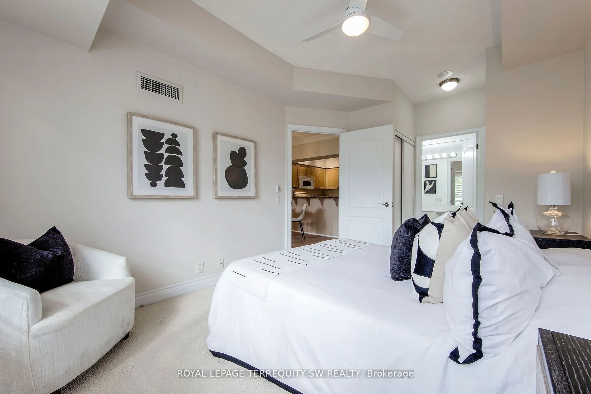 2 Clairtrell Road, #208