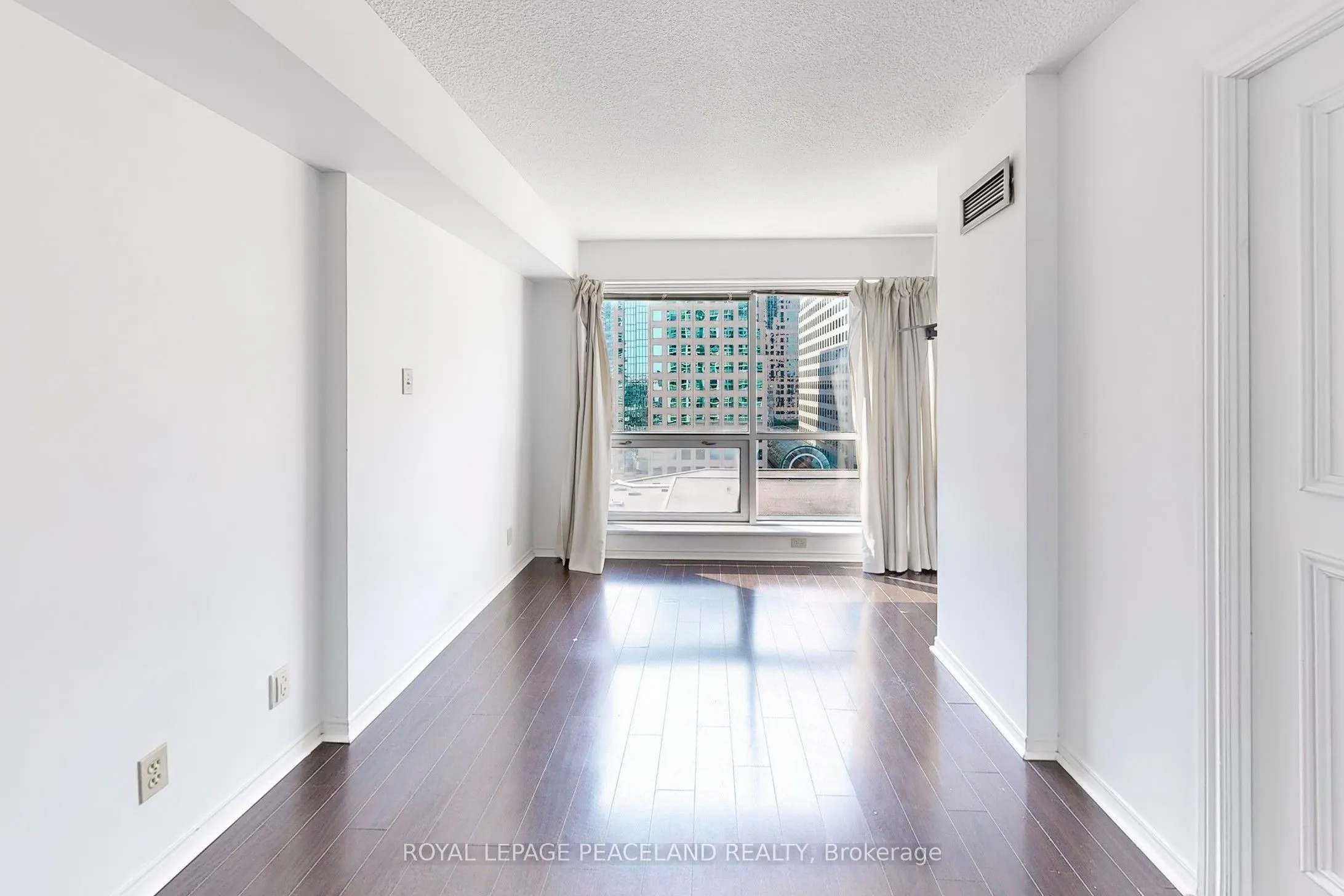 10 Queens Quay W, #1009