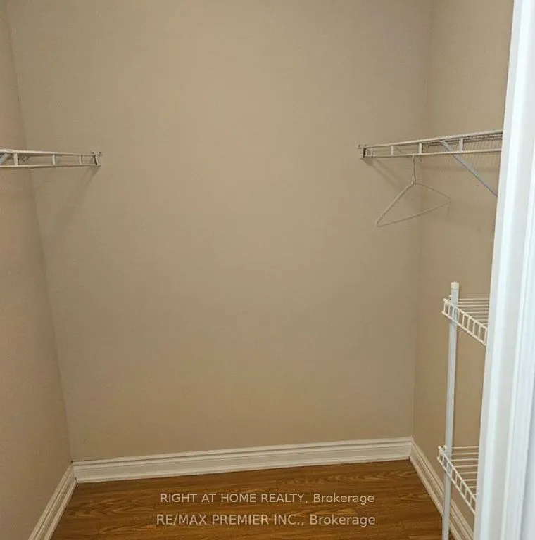 8 Mckee Avenue, #1501