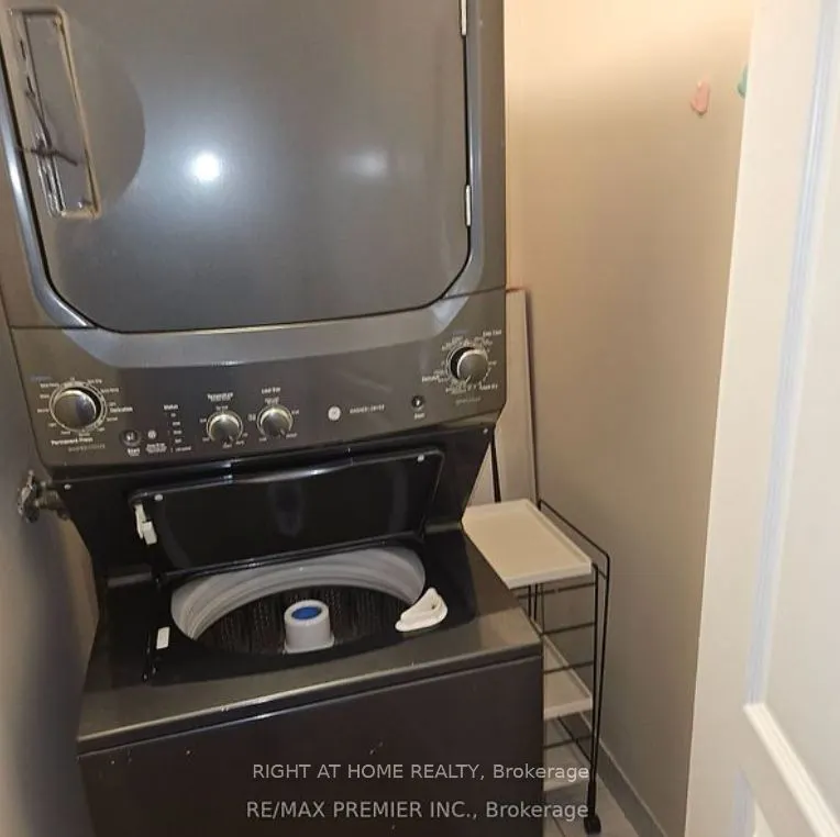 8 Mckee Avenue, #1501