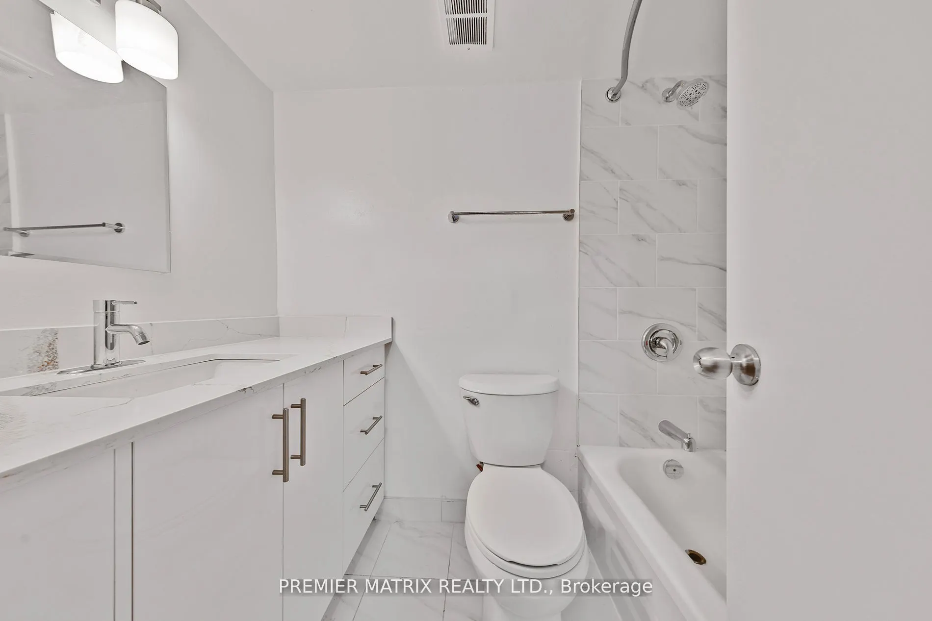 65 Thorncliffe Park Drive, #2108