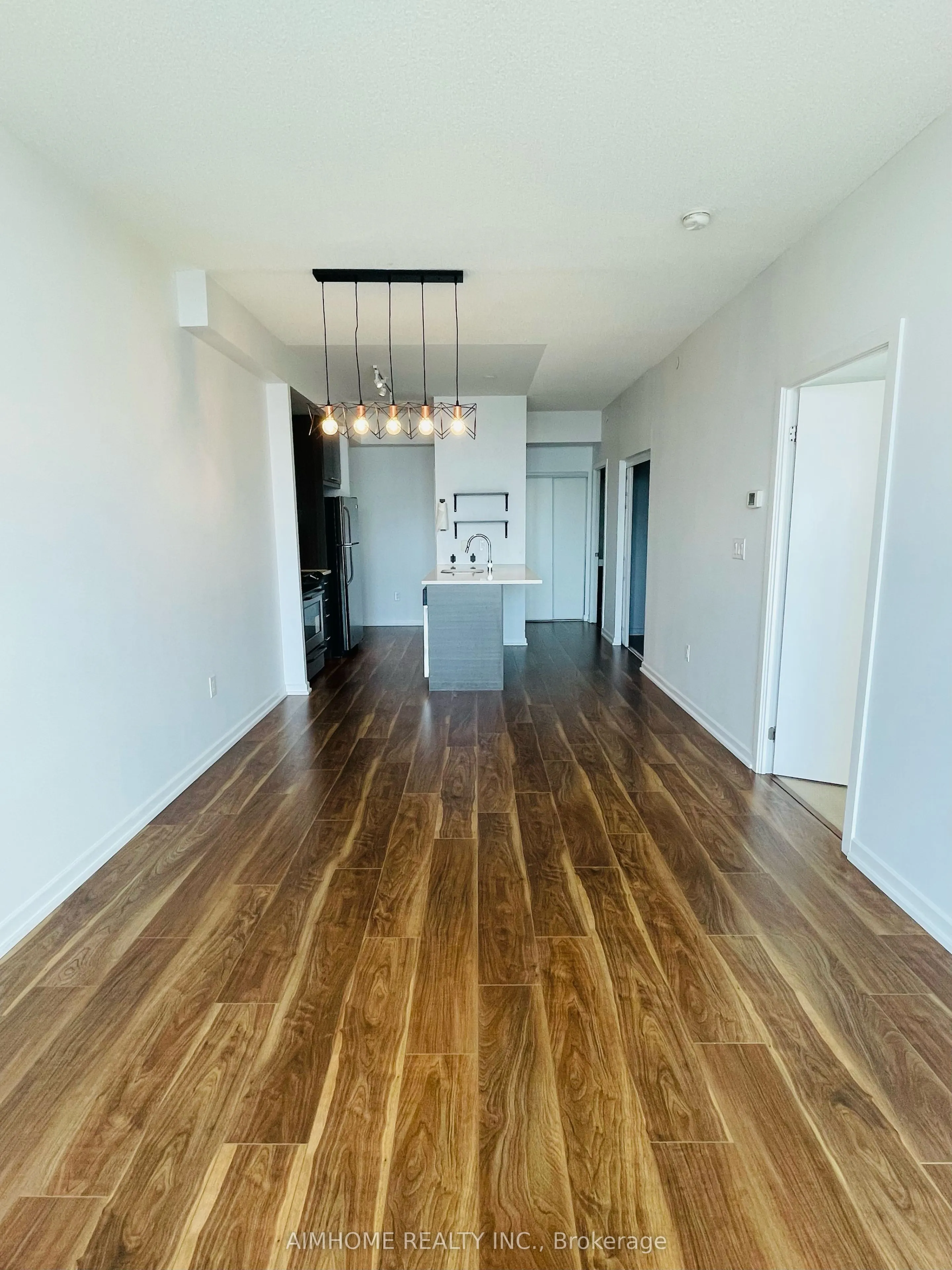 66 Forest Manor Road, #1807
