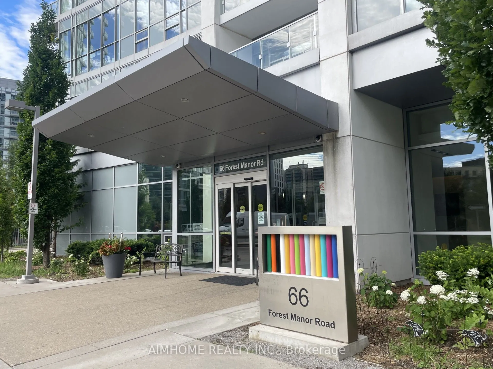 66 Forest Manor Road, #1807